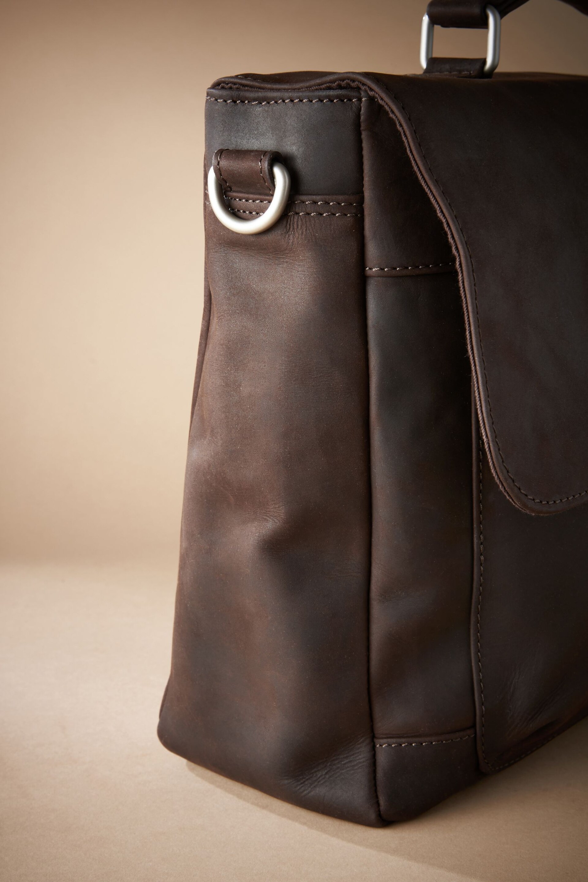 Brown Signature Oily Leather Briefcase - Image 5 of 6