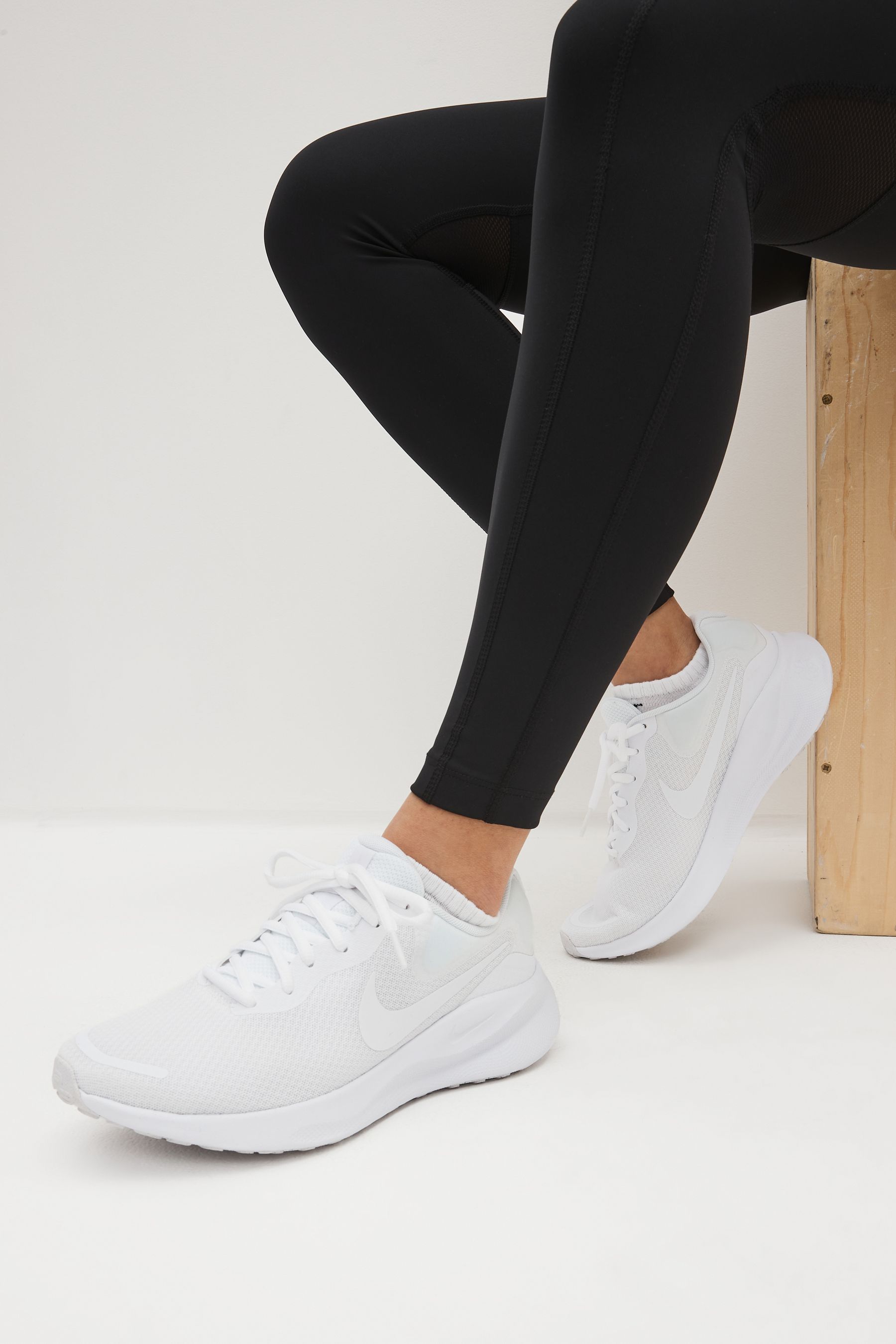Running trainers white sales