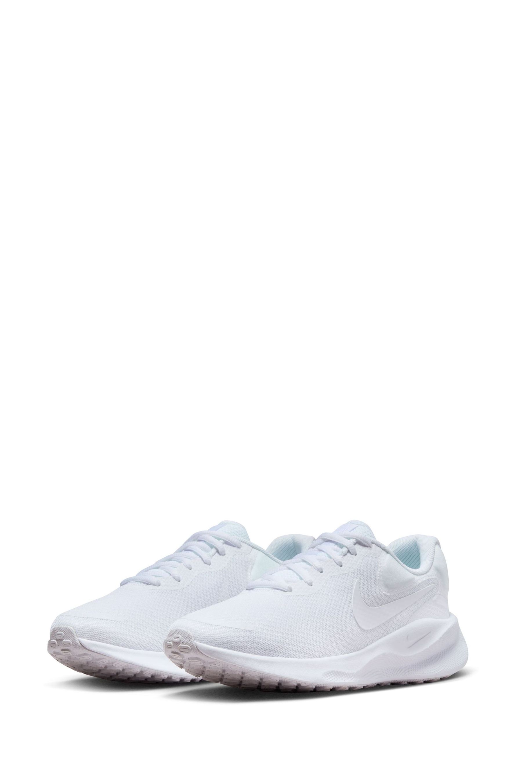 Nike womens all white running shoes 2025