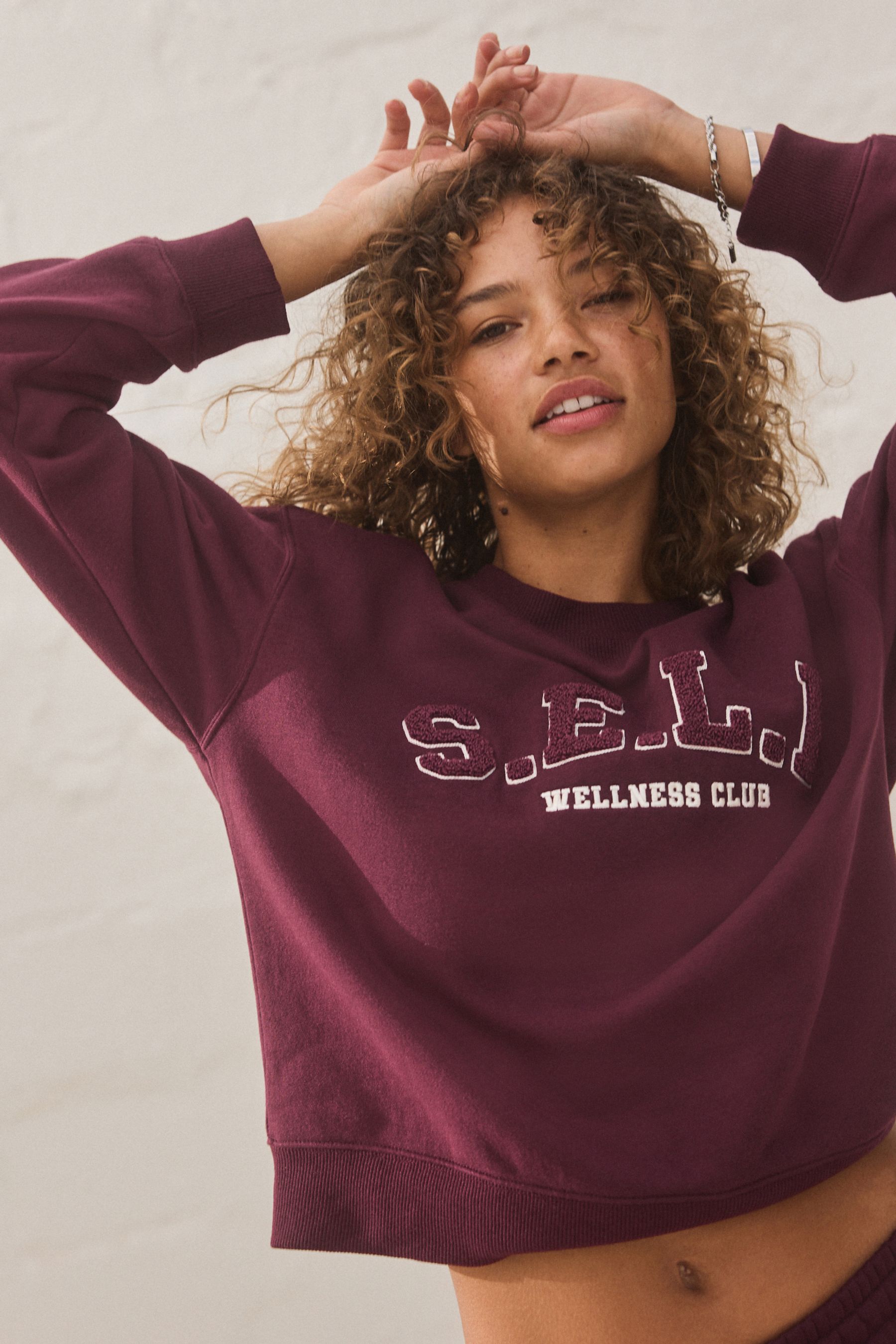Burgundy sweatshirt on sale