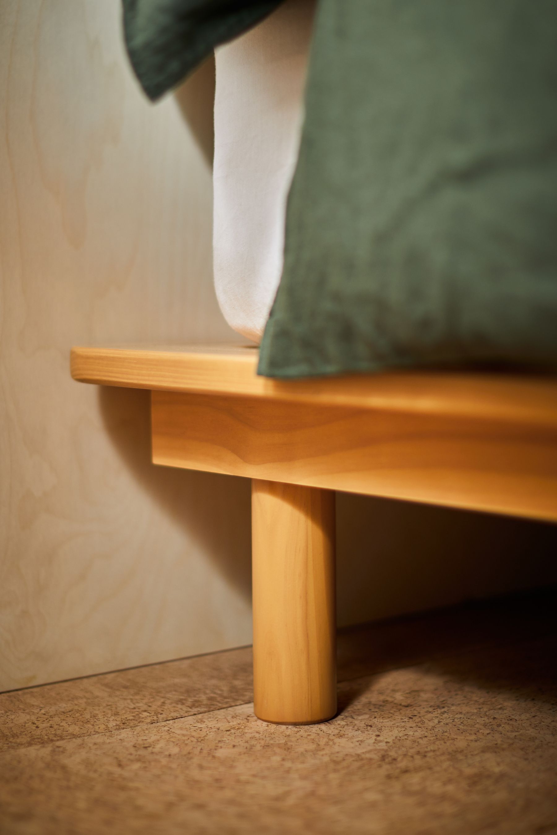 Next sales platform bed