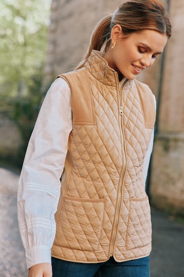 Joules Stately Beige Showerproof Diamond Quilted Gilet