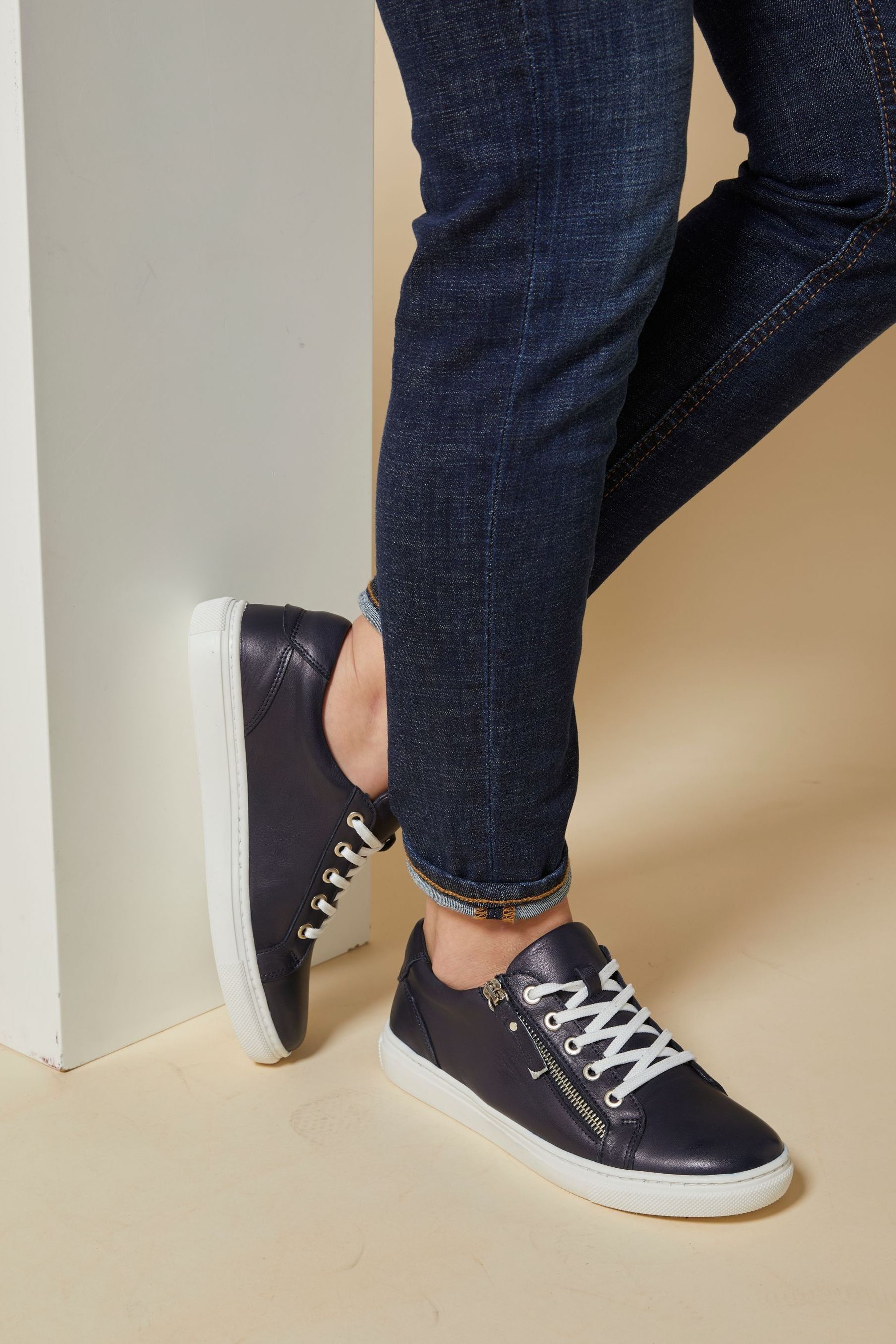 Ladies casual trainers uk outlet