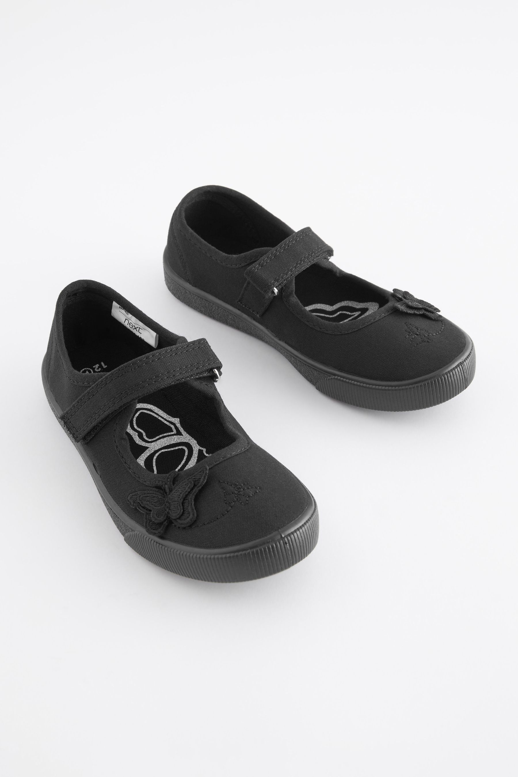 Girls black clearance daps