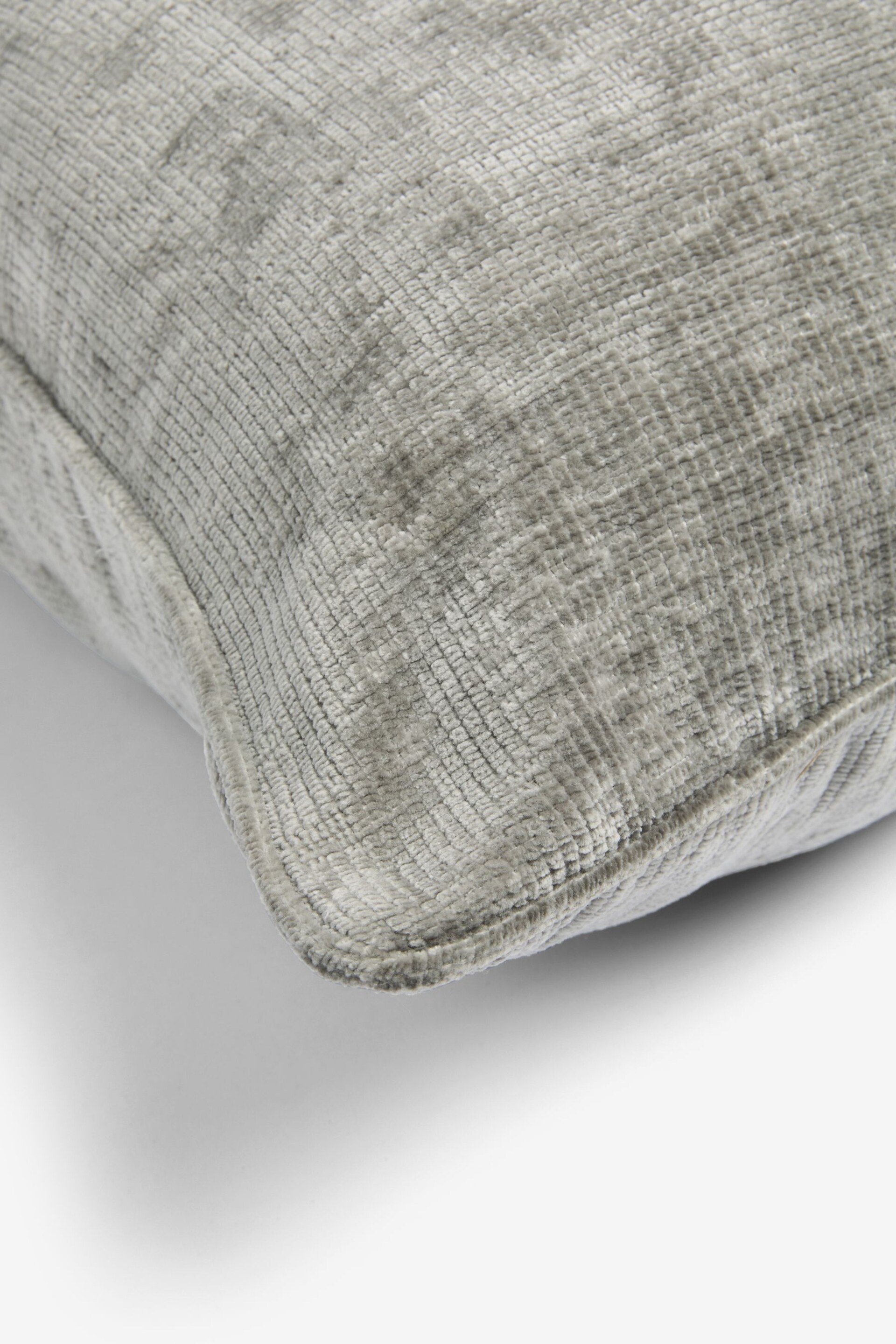 Grey 59 x 59cm Camilla Chenille Cushion - Image 4 of 4