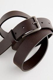 Brown Grainy Textured Leather Belt - Image 4 of 4