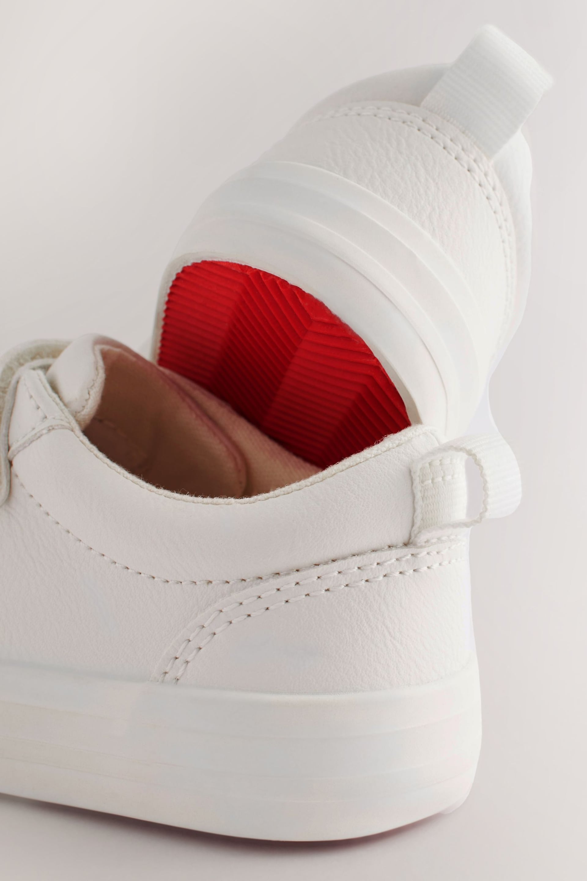 White Wide Fit (G) Two Strap Touch Fastening Trainers - Image 5 of 7