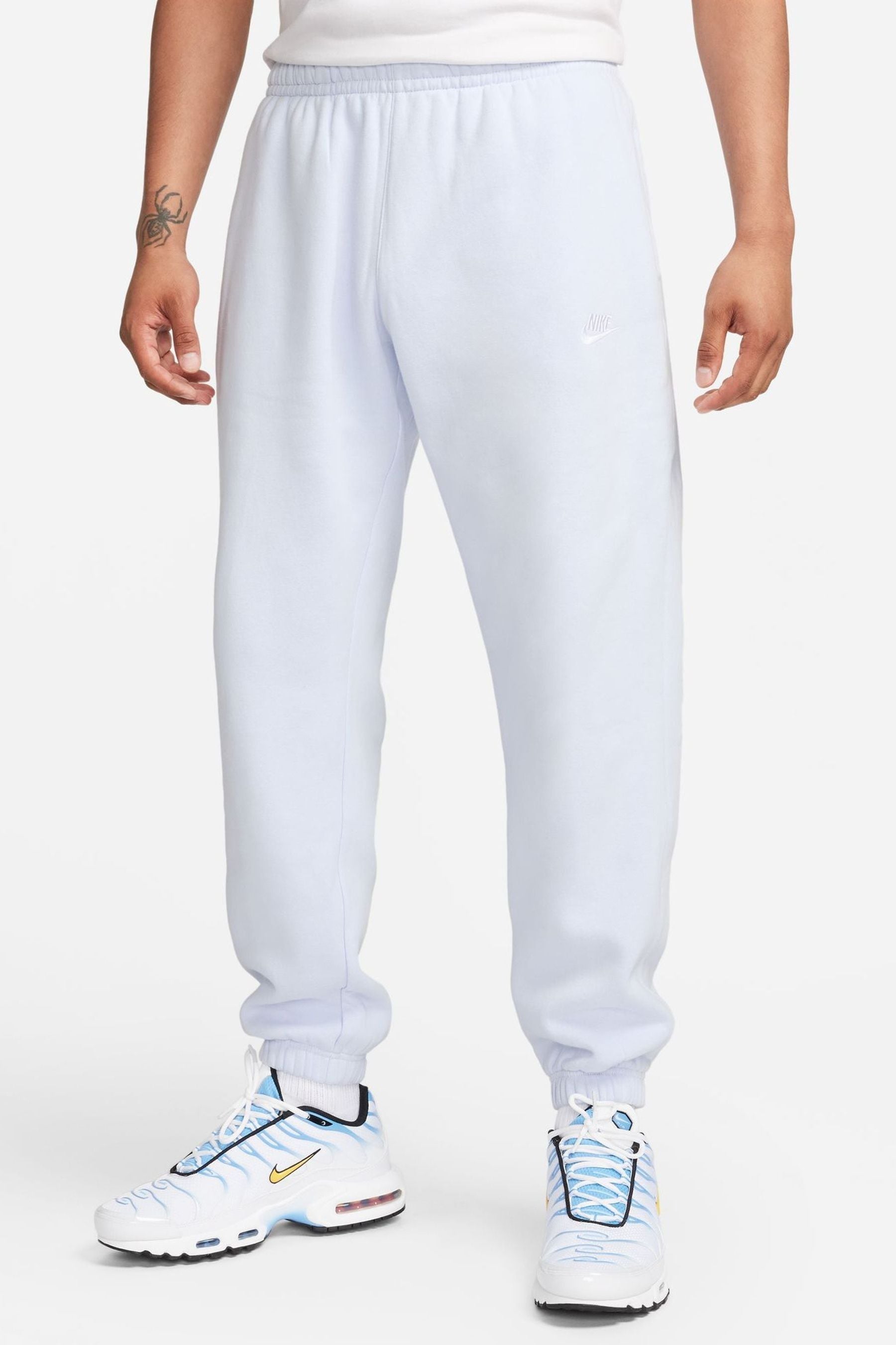 Light gray nike clearance joggers