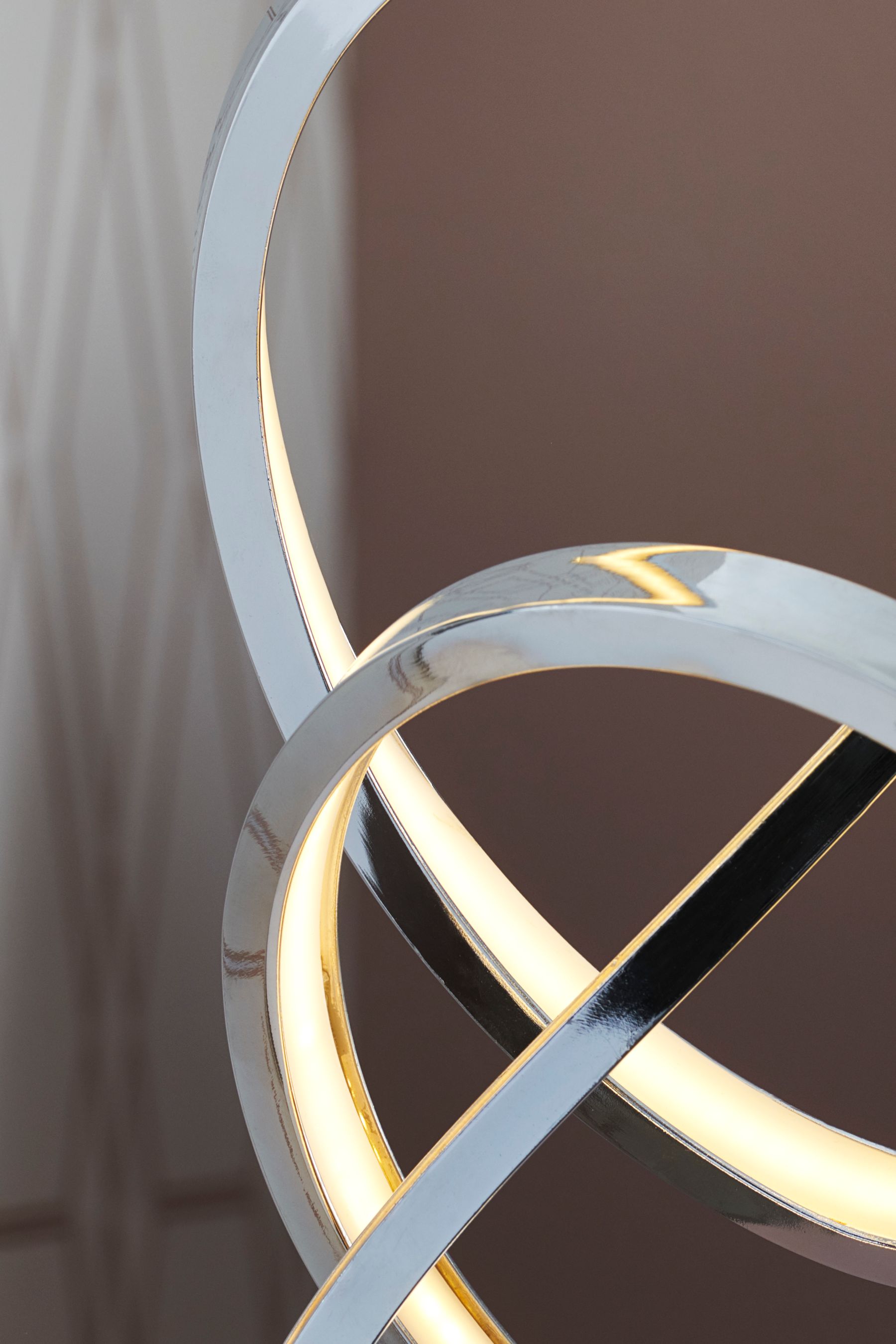 Sculptural led touch table lamp hotsell