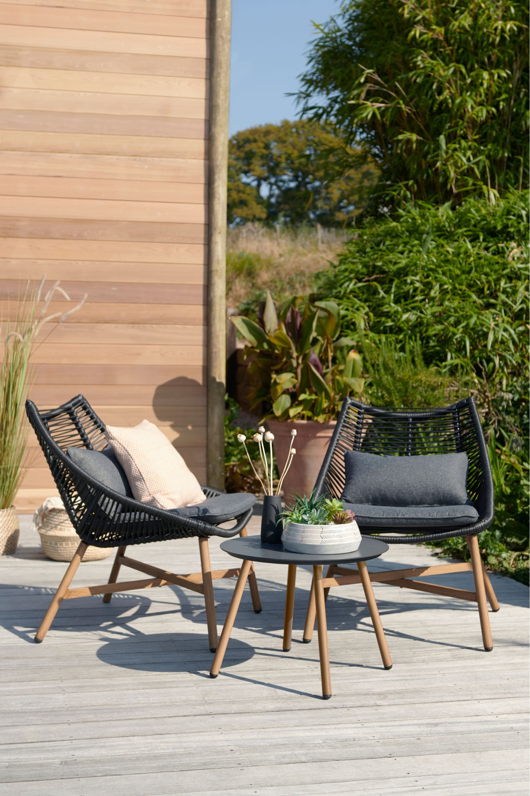 Black Helsinki Garden 2 seat Bistro Set