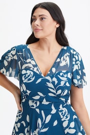 Scarlett & Jo Blue Tilly Print Angel Sleeve Sweetheart Dress - Image 4 of 4