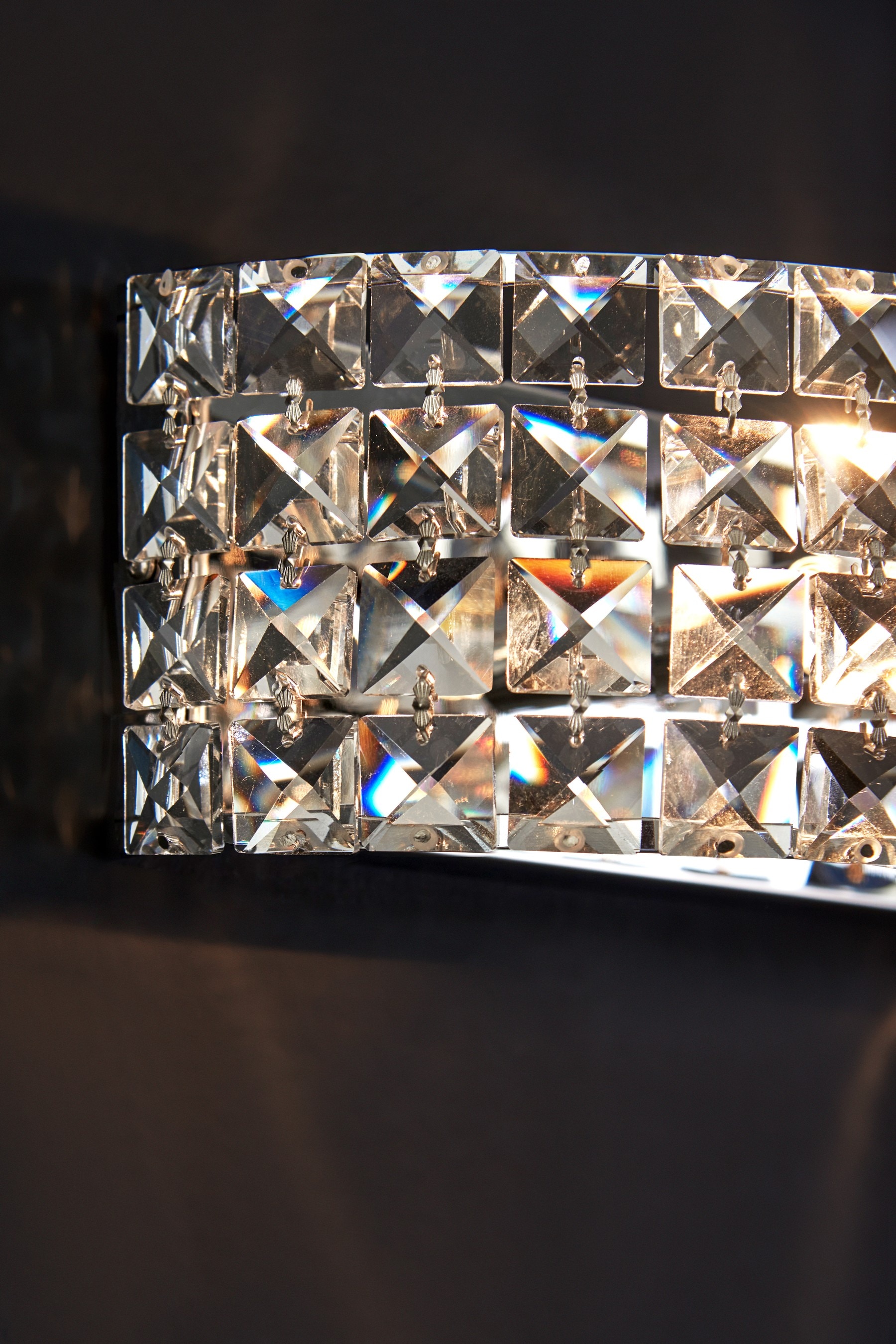 Venetian store wall light