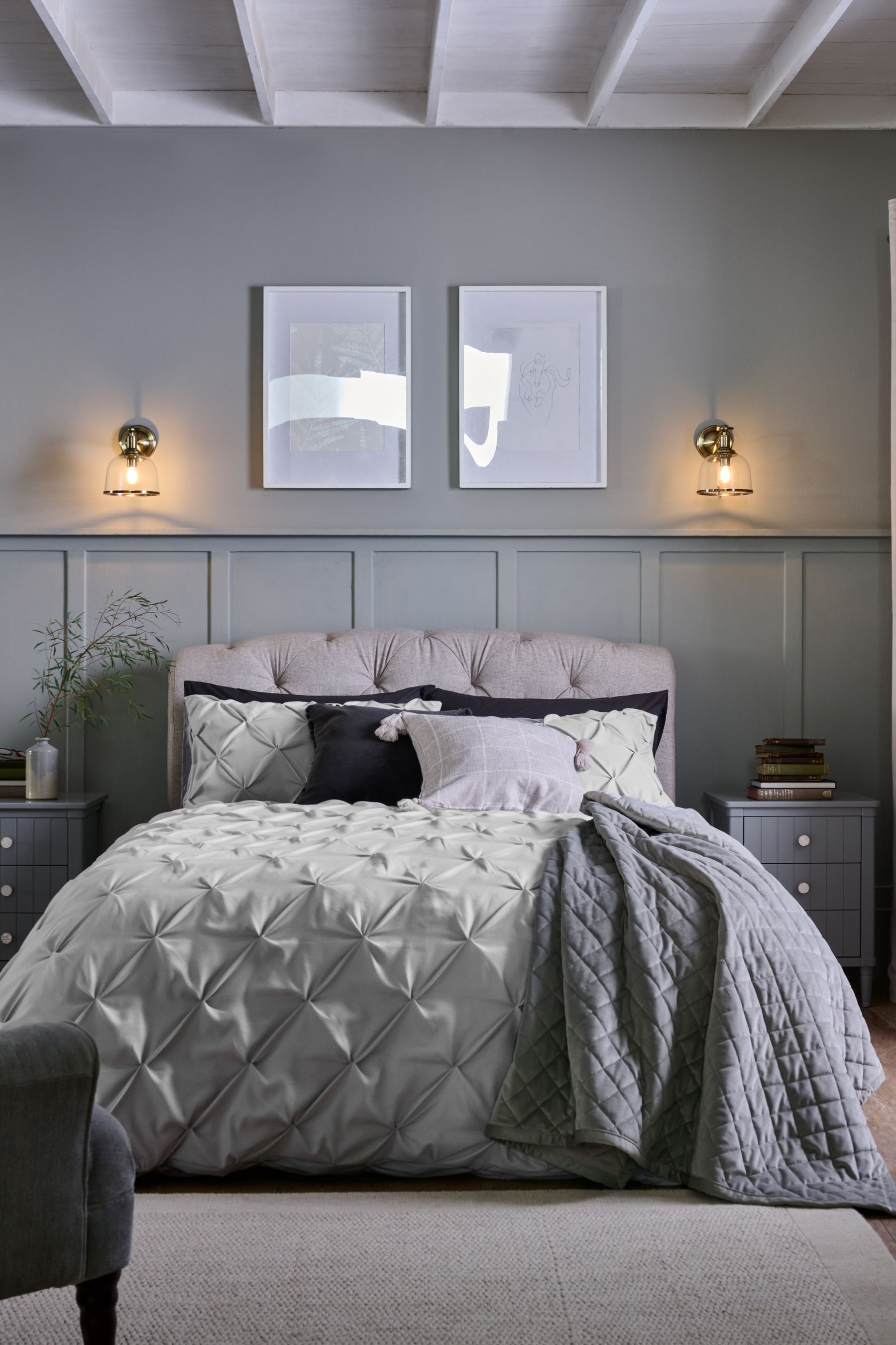 Next hartford sales sleigh bed