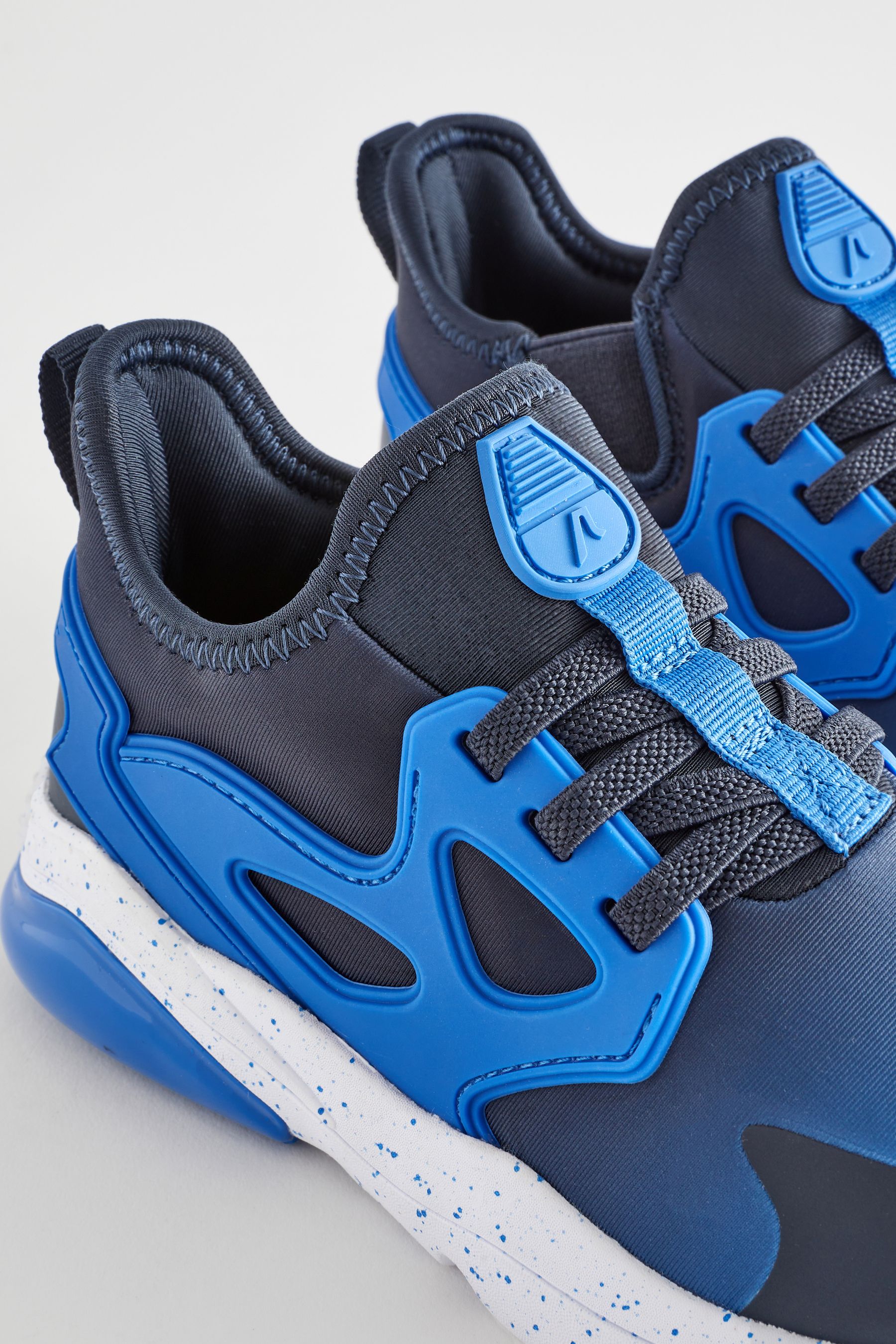 Boys elastic lace trainers clearance