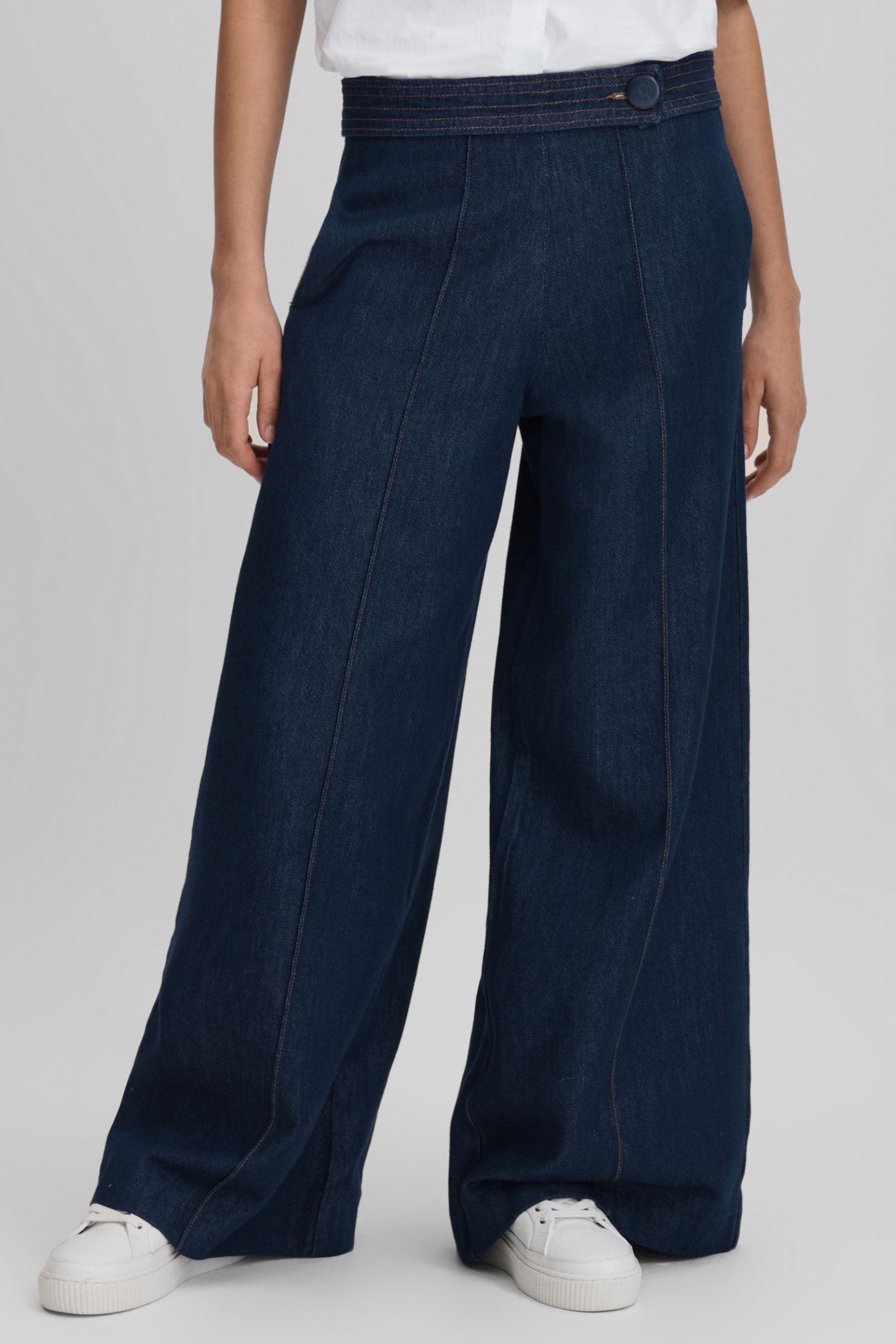 Belted wide leg jeans sale