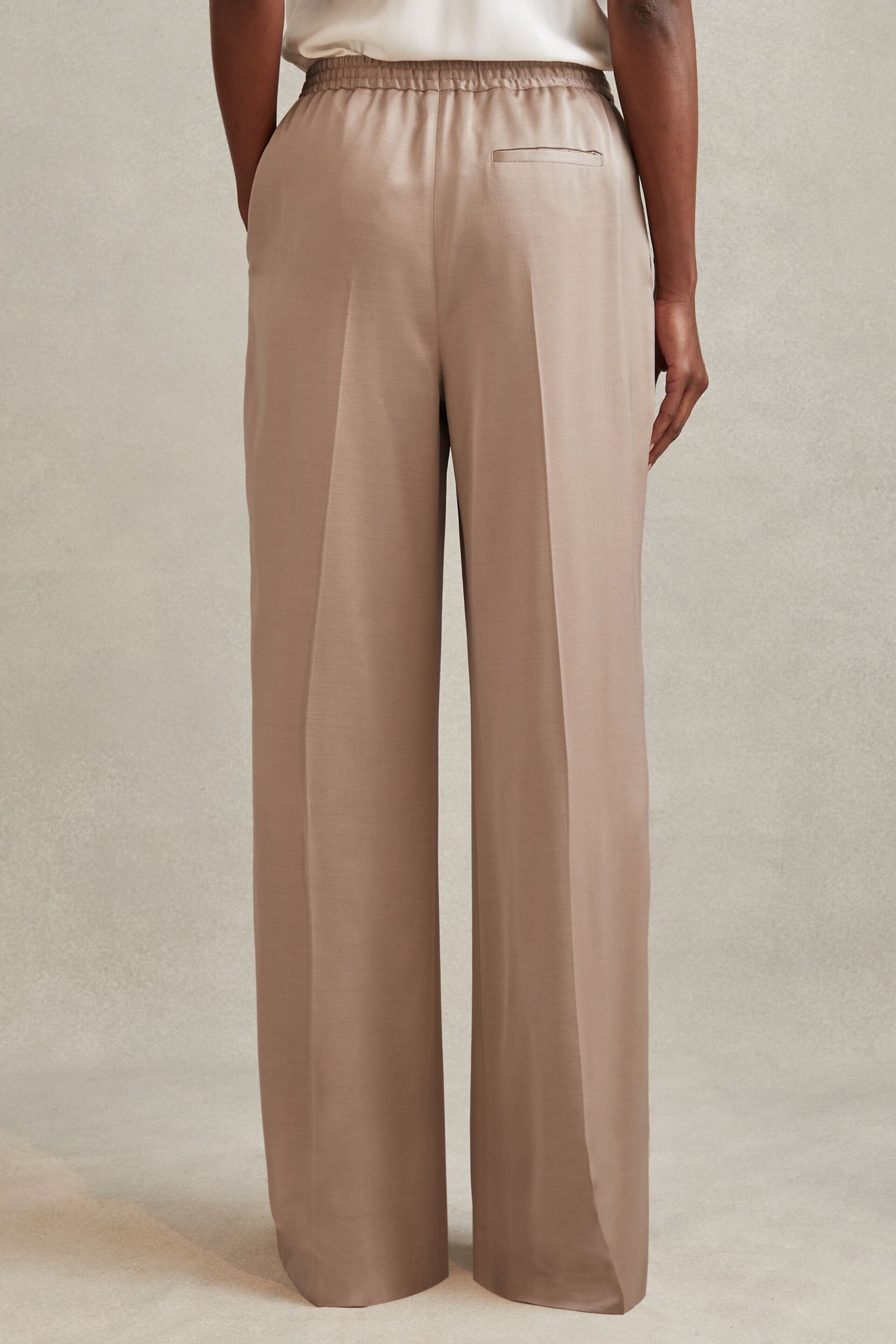 Reiss Gold Cole Satin Drawstring Wide Leg Trousers - Image 4 of 5