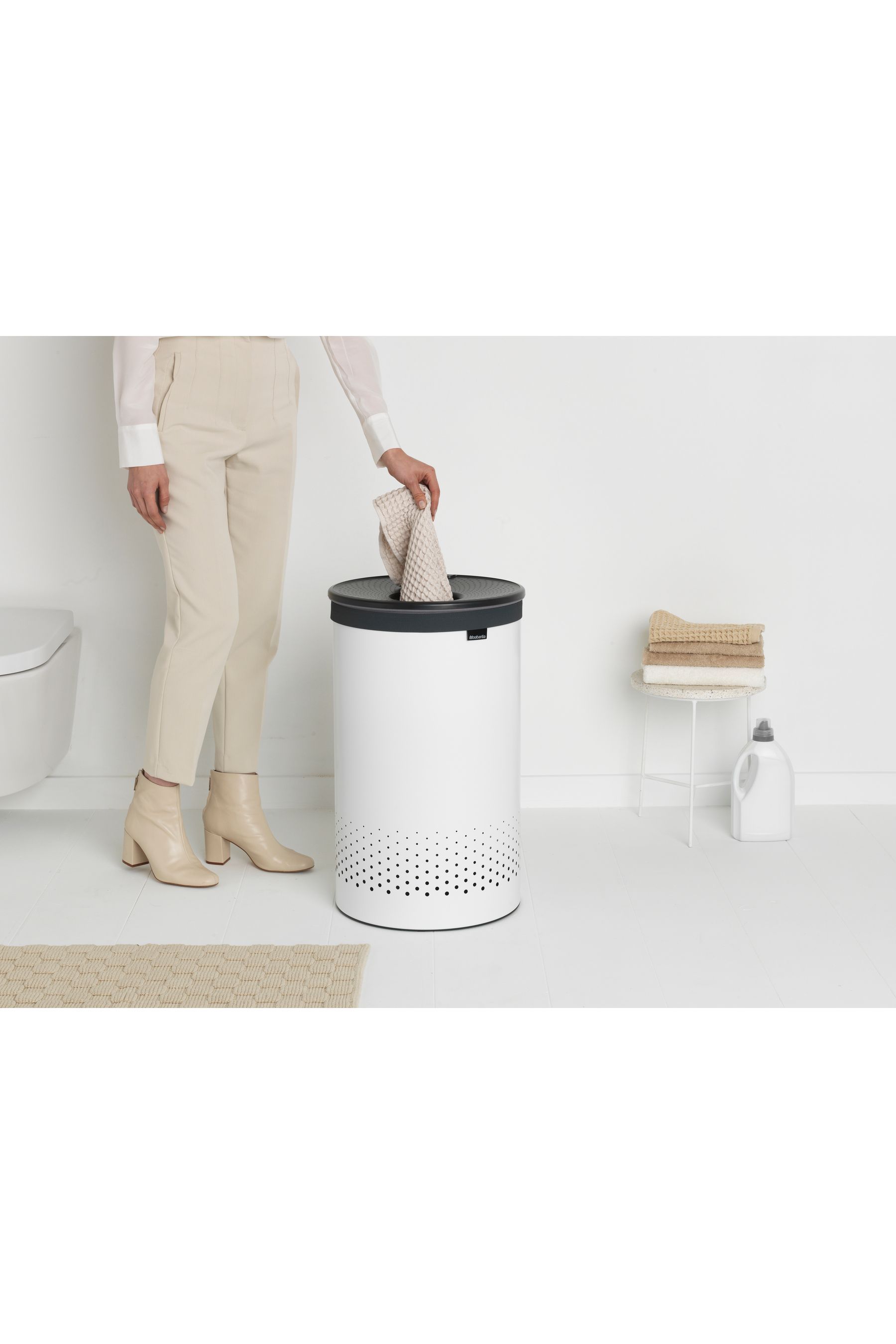 White online wash bin