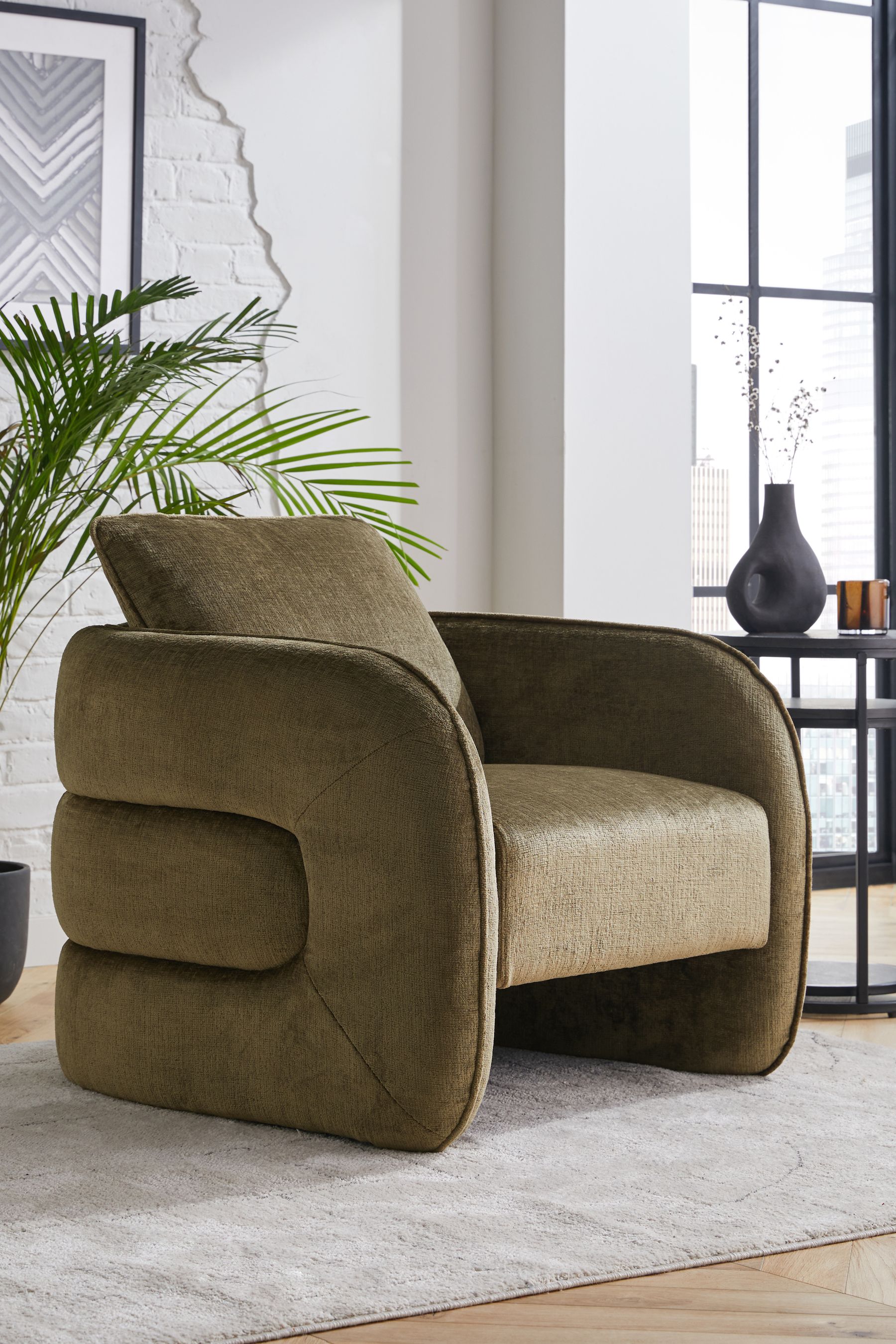 Green on sale plush chair