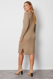 Threadbare Brown Petite V-Neck Knitted Midi Dress - Image 2 of 4