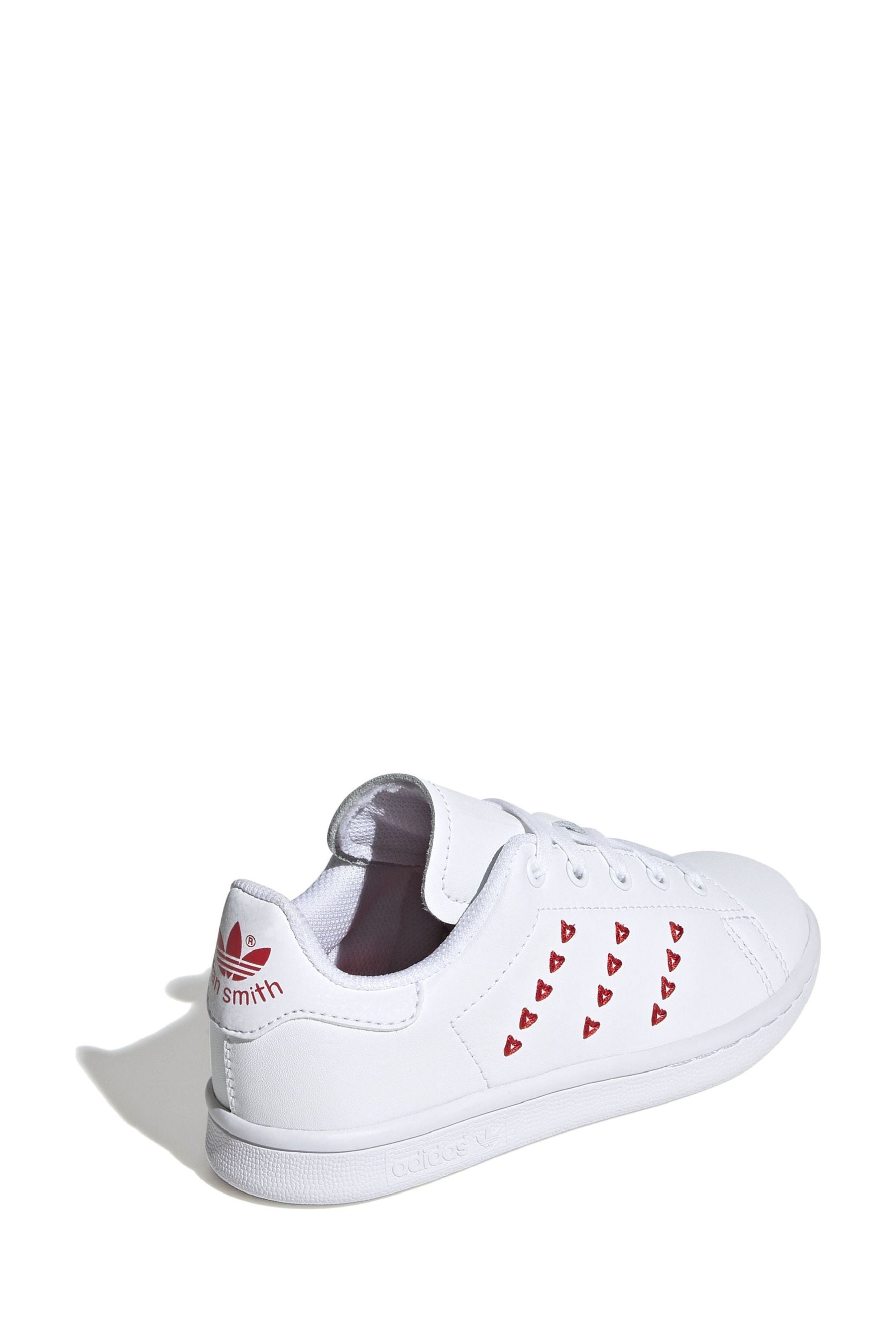 Adidas originals stan smith trainers with red heart 2025