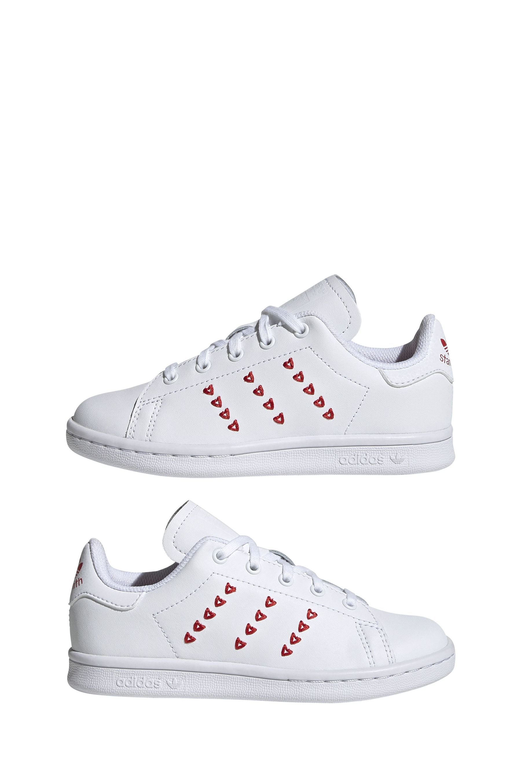 Stan smith heart discount trainers