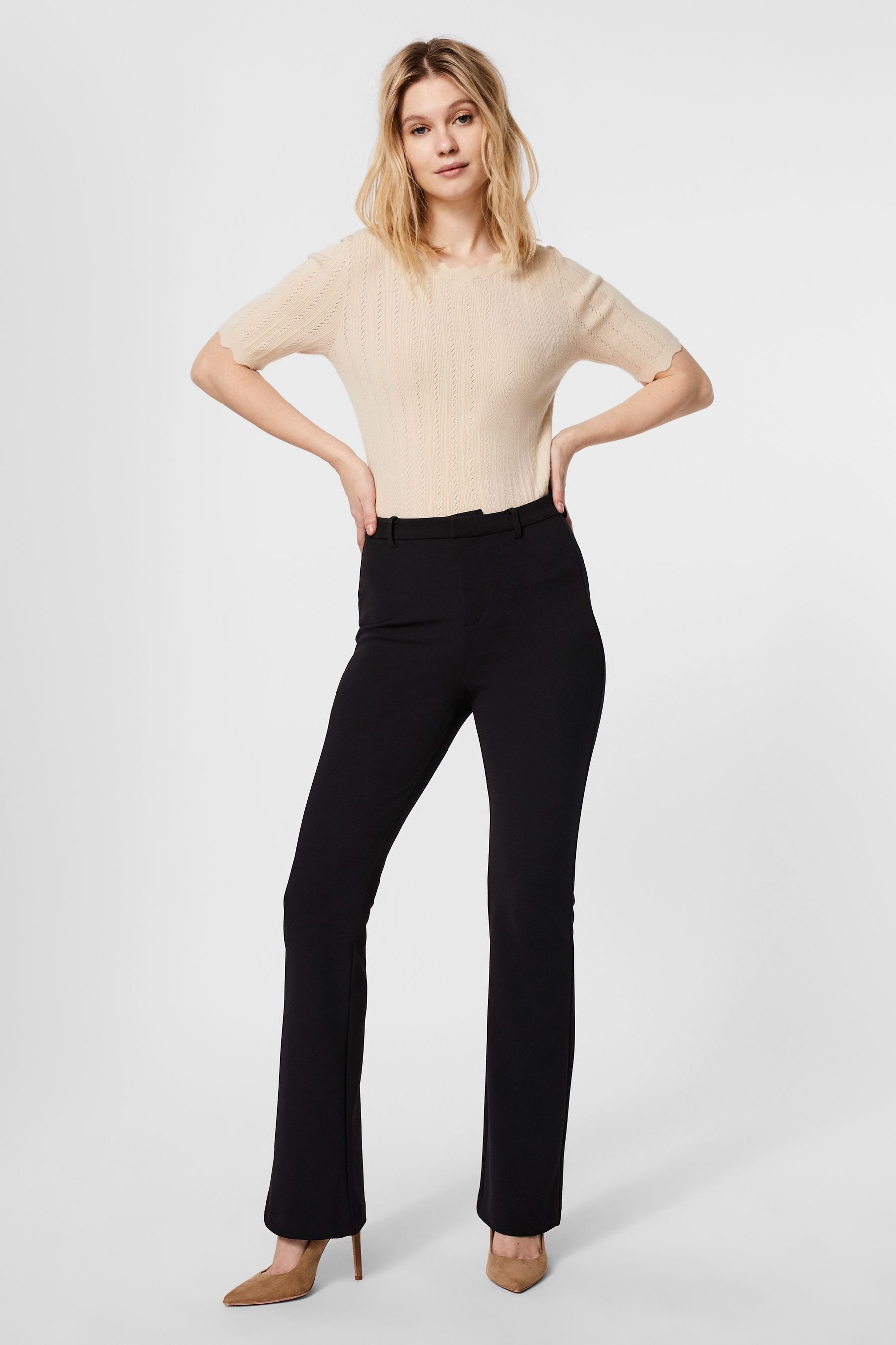 Buy VERO MODA Black Solid Poly Blend Skinny Fit Women's Pants | Shoppers  Stop