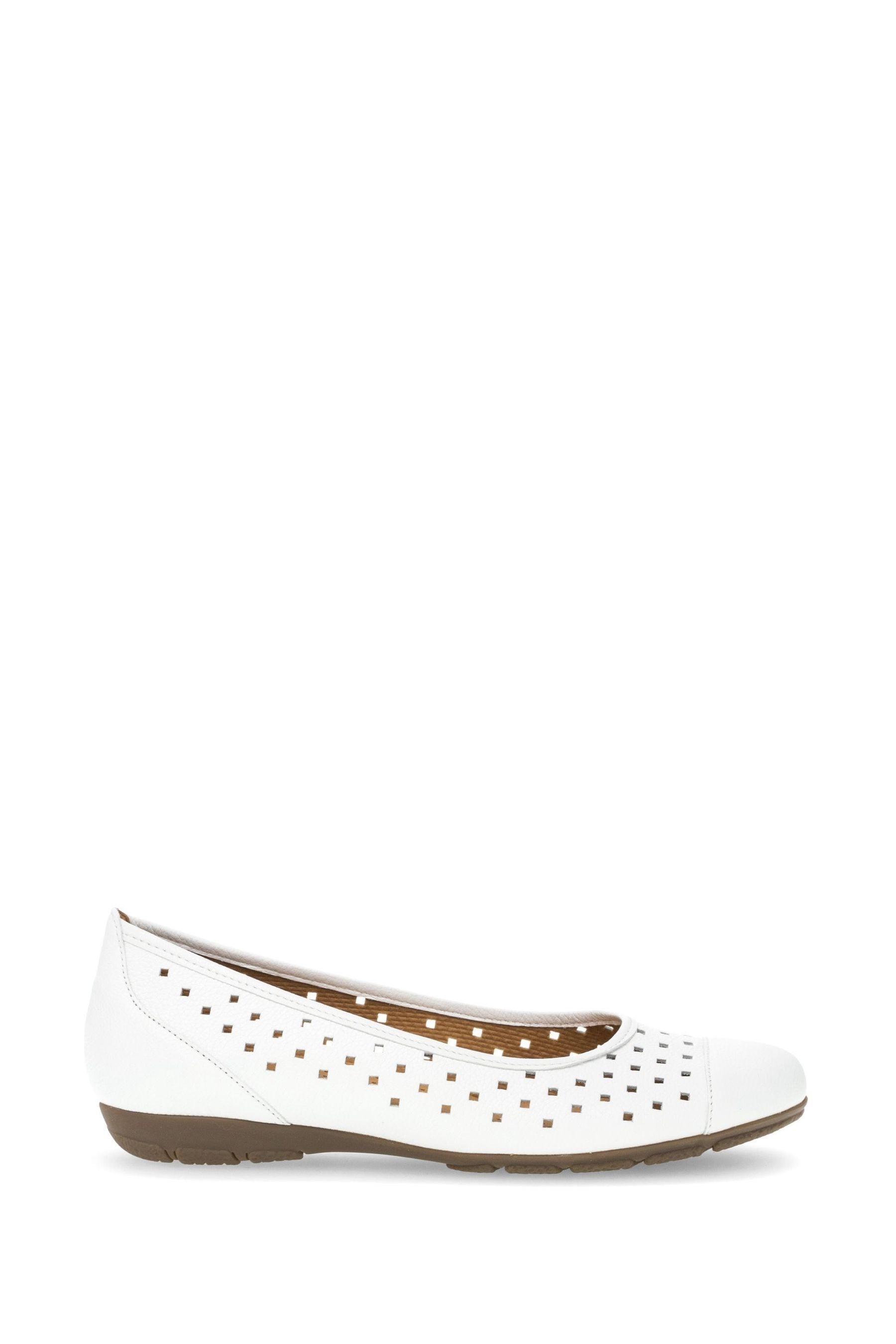 Gabor sale ballerina shoes