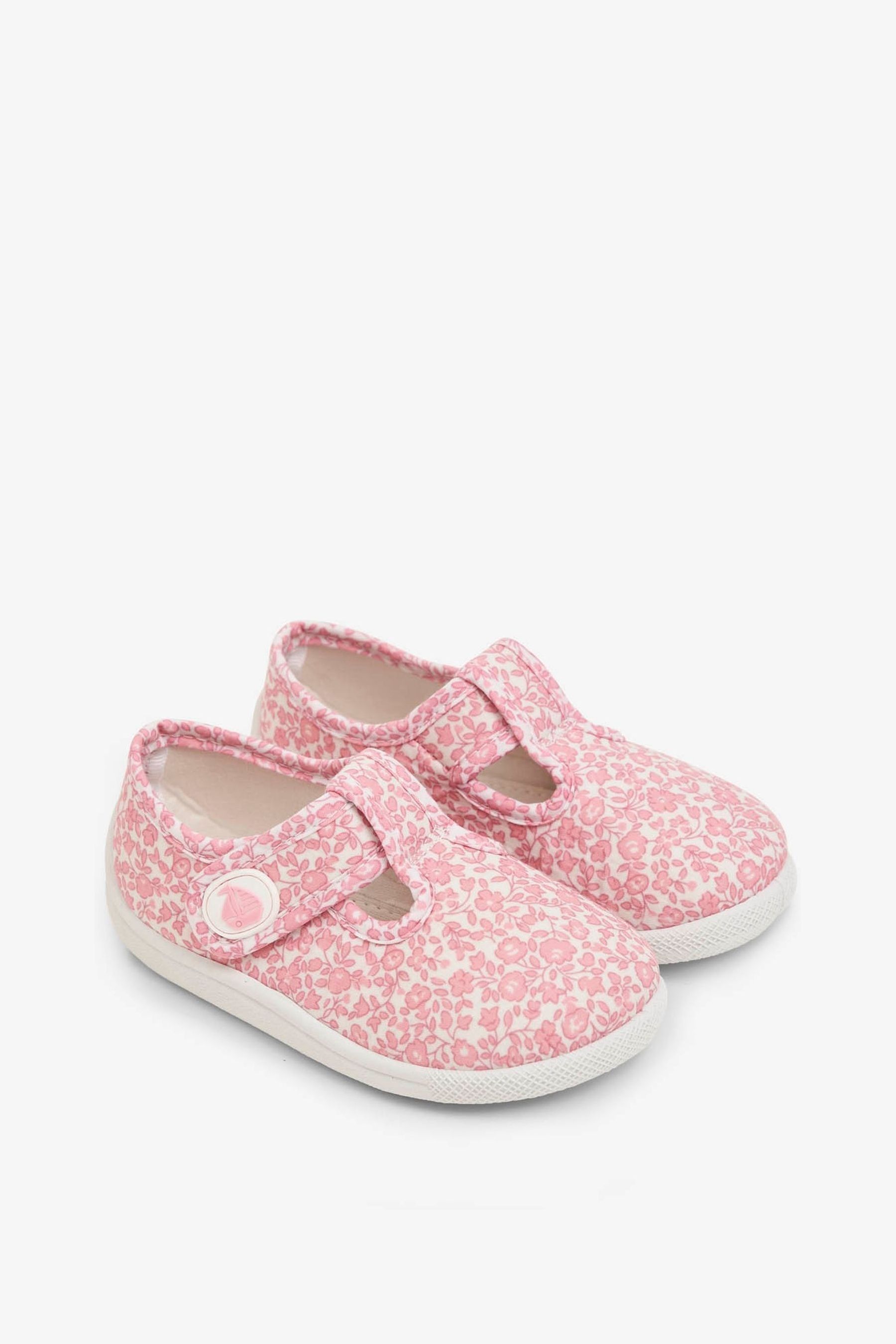 Bebe 2025 pink shoes