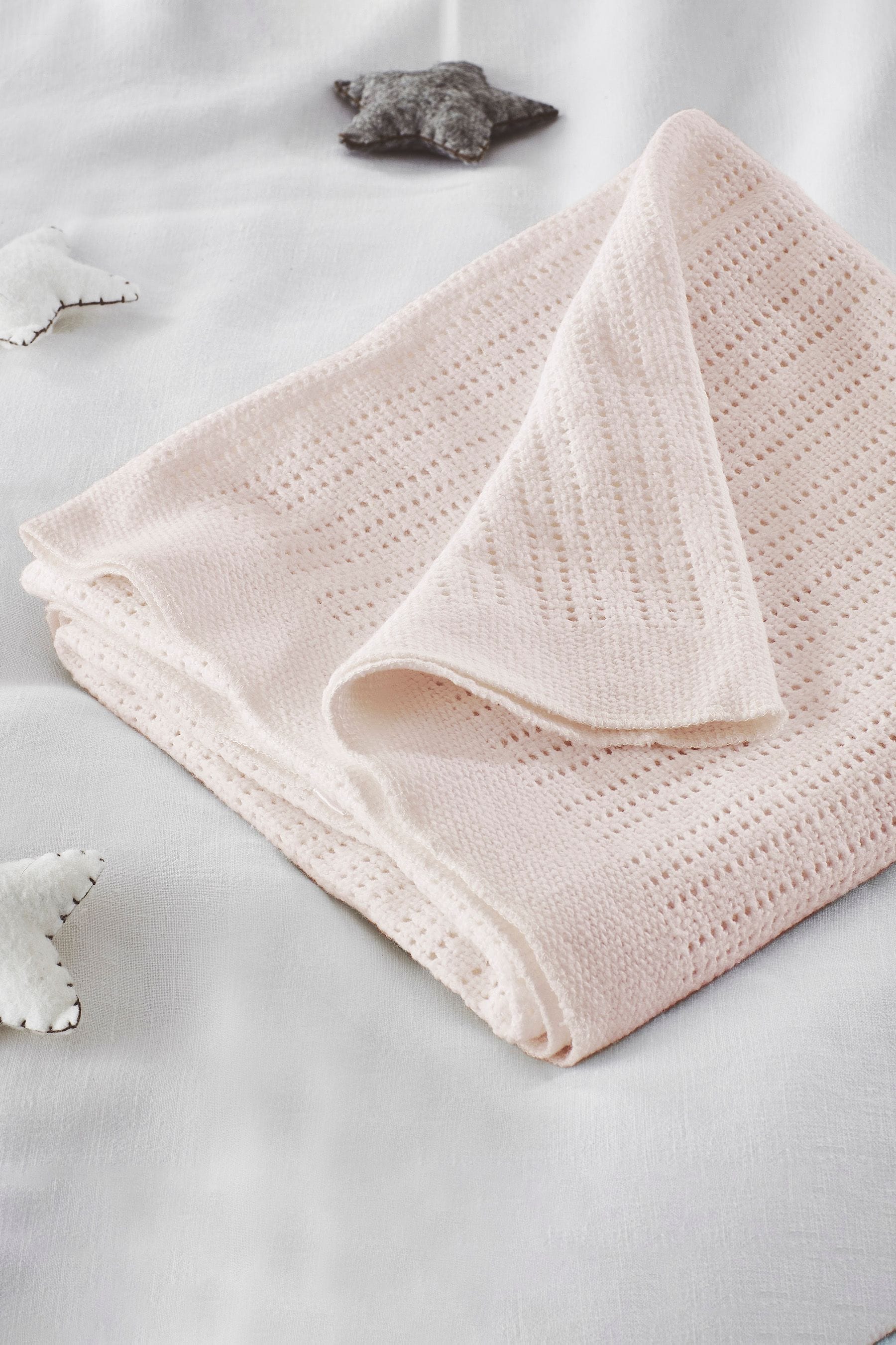 Satin edged cellular baby blanket outlet