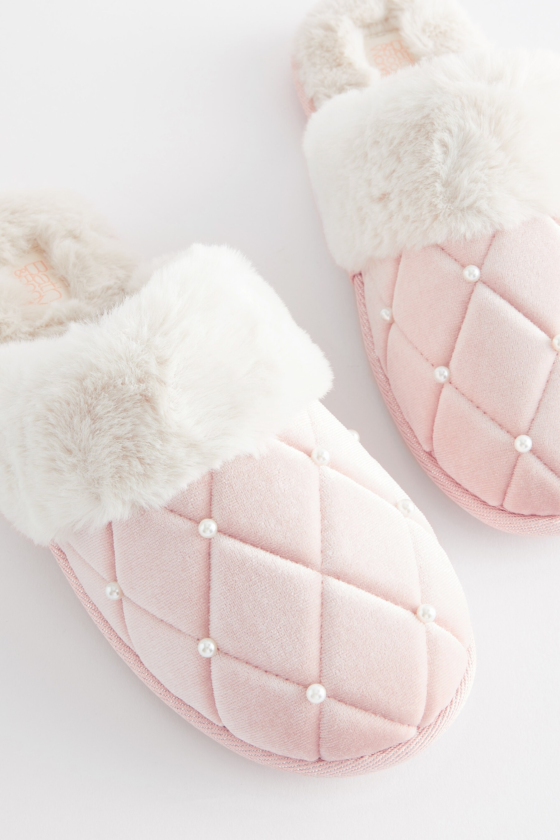 Bath and discount body works slippers