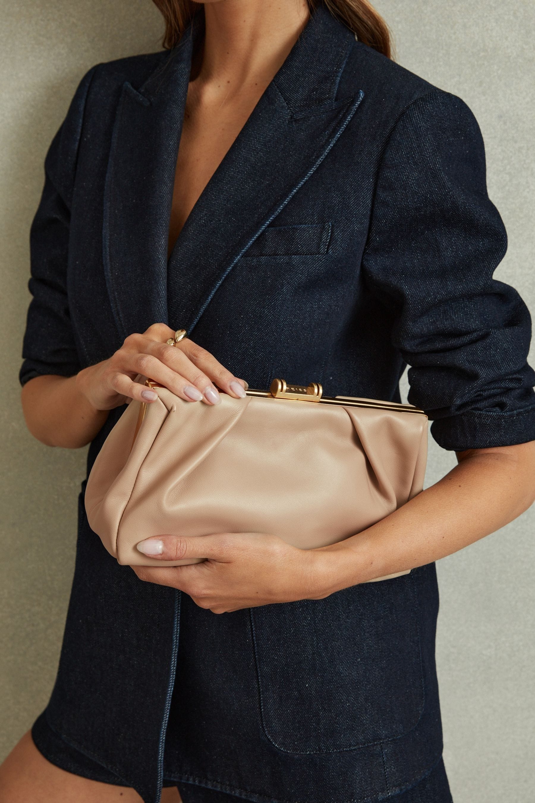 Calvin klein madison clutch top