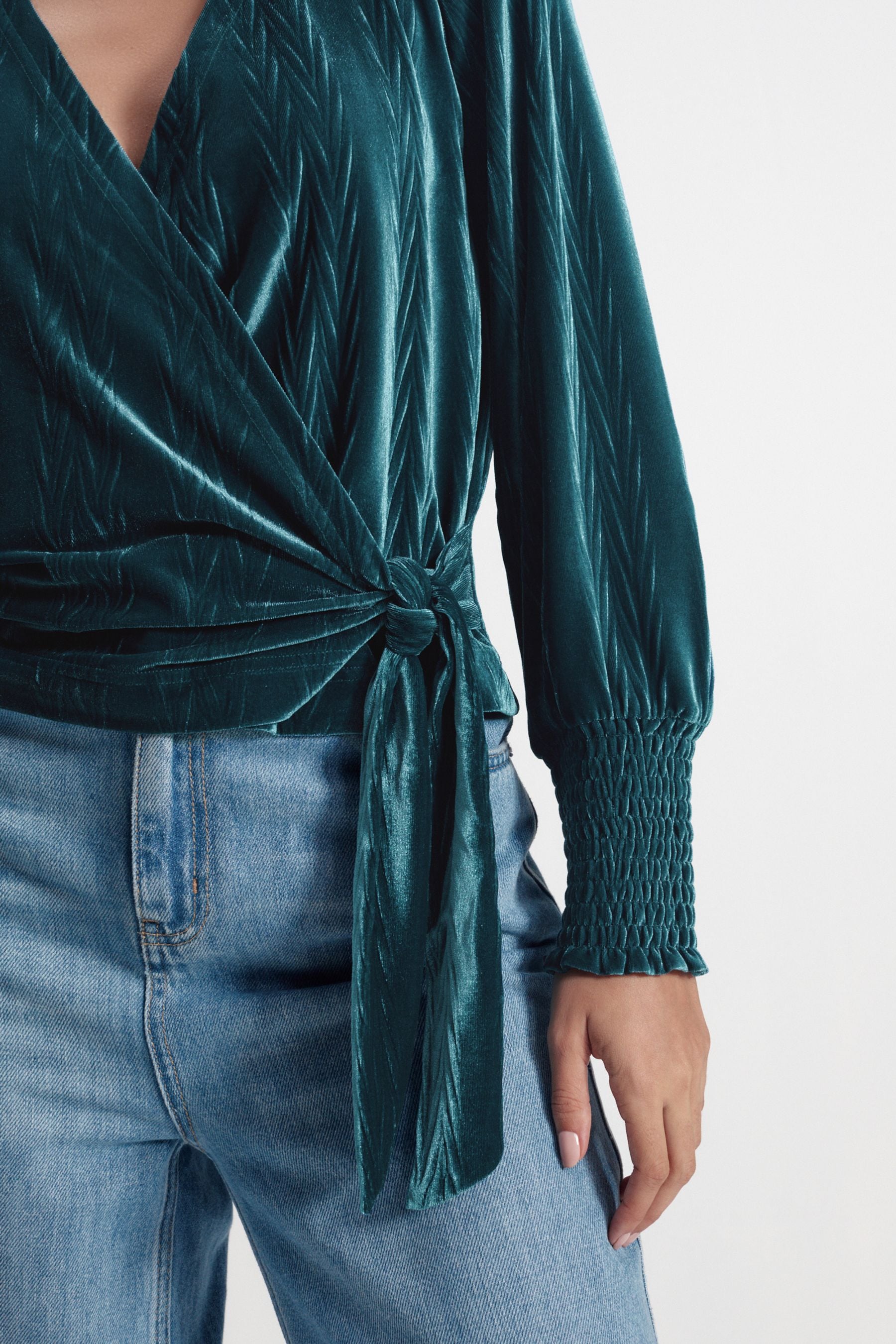 Blue velvet long sleeve top best sale