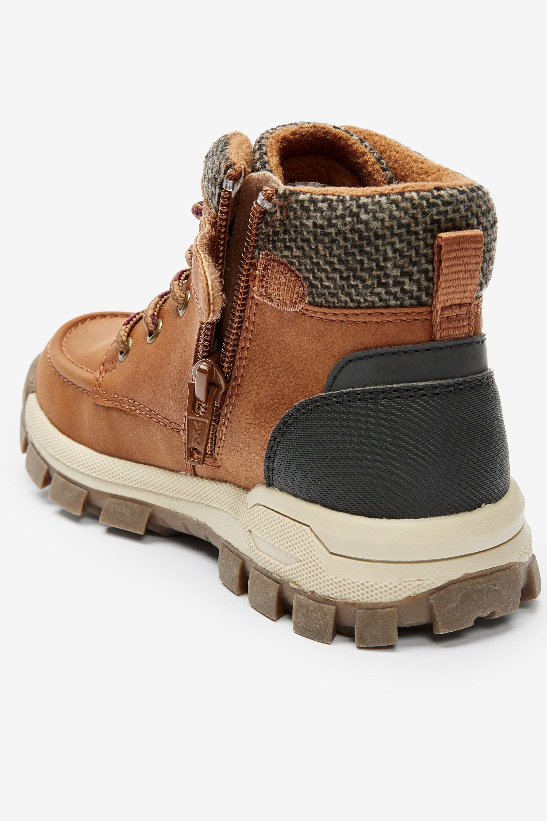 Hiking boots with thinsulate hotsell