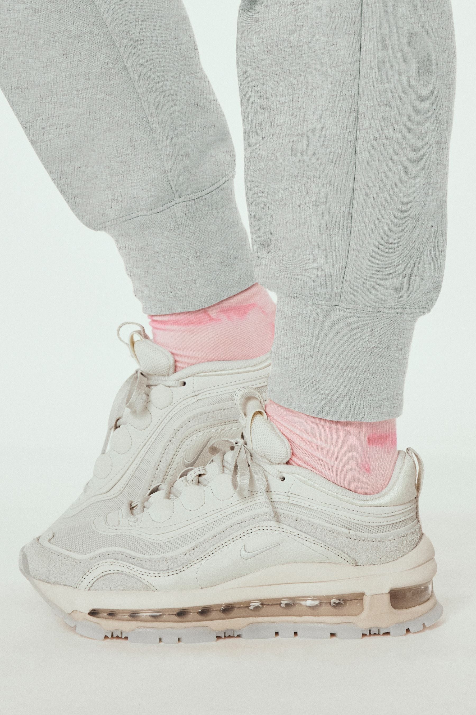 Nike grey and pink air max 97 trainers store