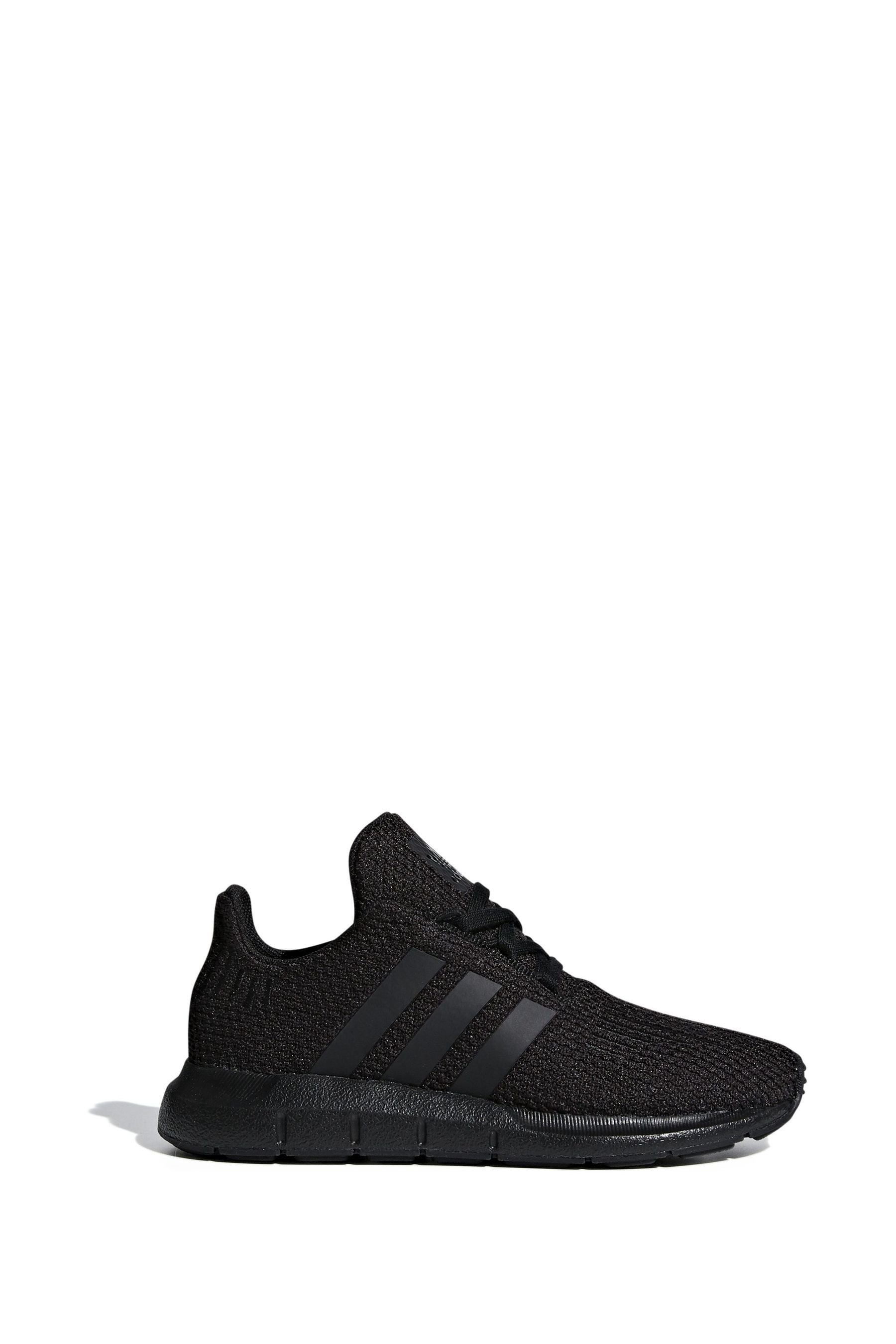Adidas originals junior swift trainer black top