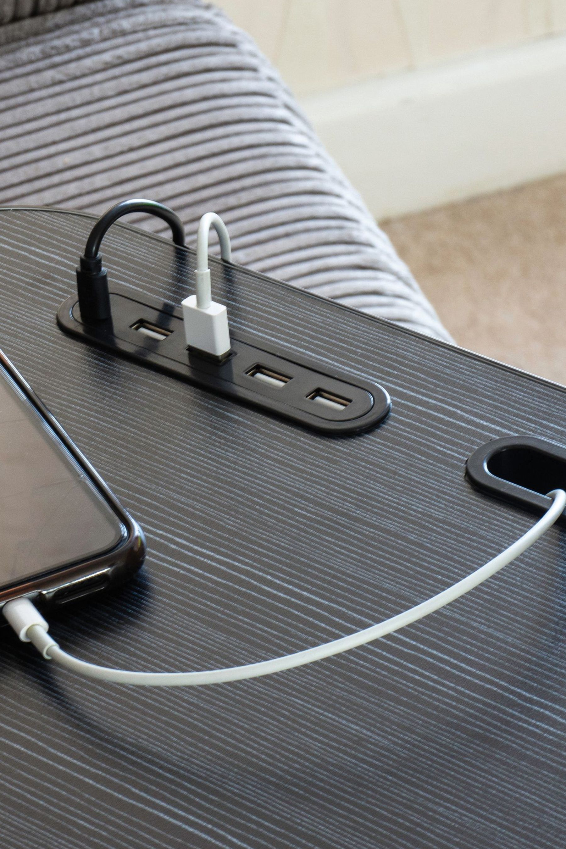 Folding desk with usb port discount