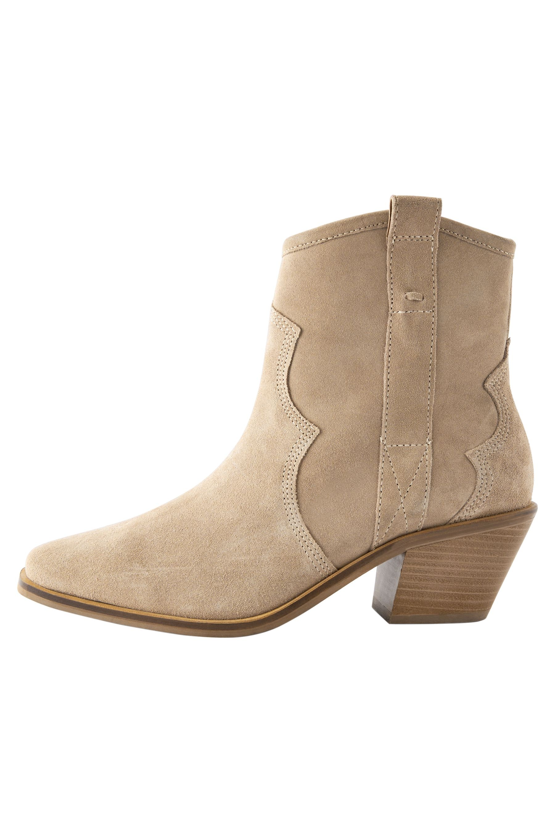 Neutral Extra Wide Fit Forever Comfort Leather Ankle Western Cowboy Boots