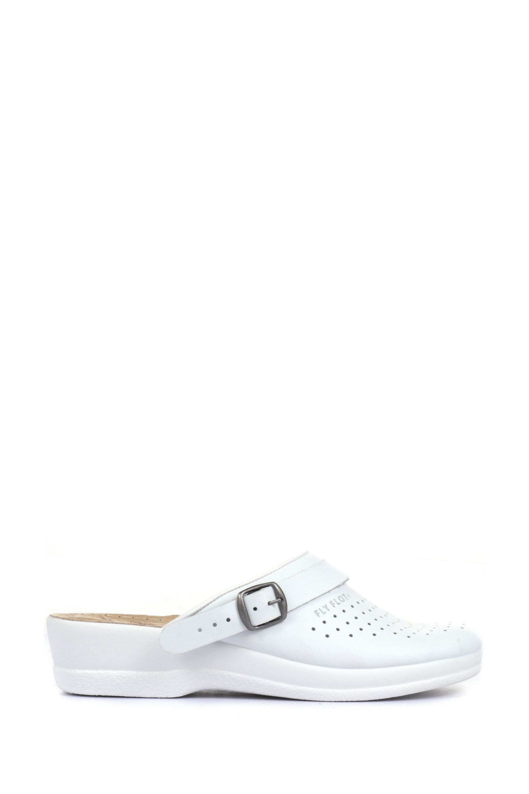 Fly flot casual clog outlet