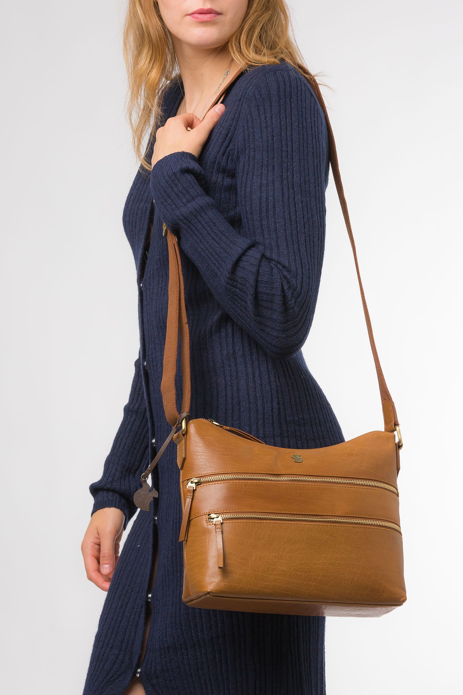 Georgia leather shoulder bag outlet