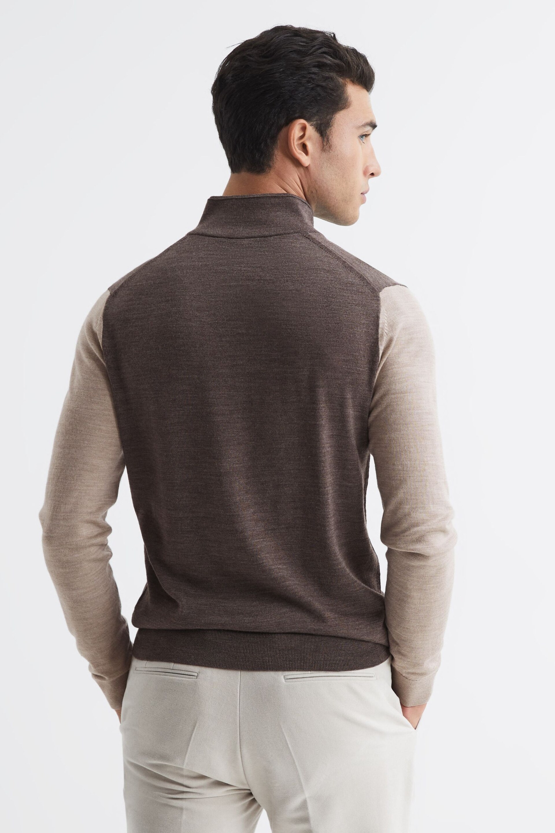 Reiss Mouse Brown / Wheat Melange Omar Merino Colourblock Half Zip Jumper - Image 5 of 7