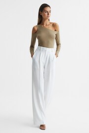 Reiss Khaki Rosie Asymmetric Off Shoulder Top - Image 3 of 6