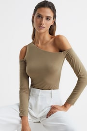 Reiss Khaki Rosie Asymmetric Off Shoulder Top - Image 6 of 6