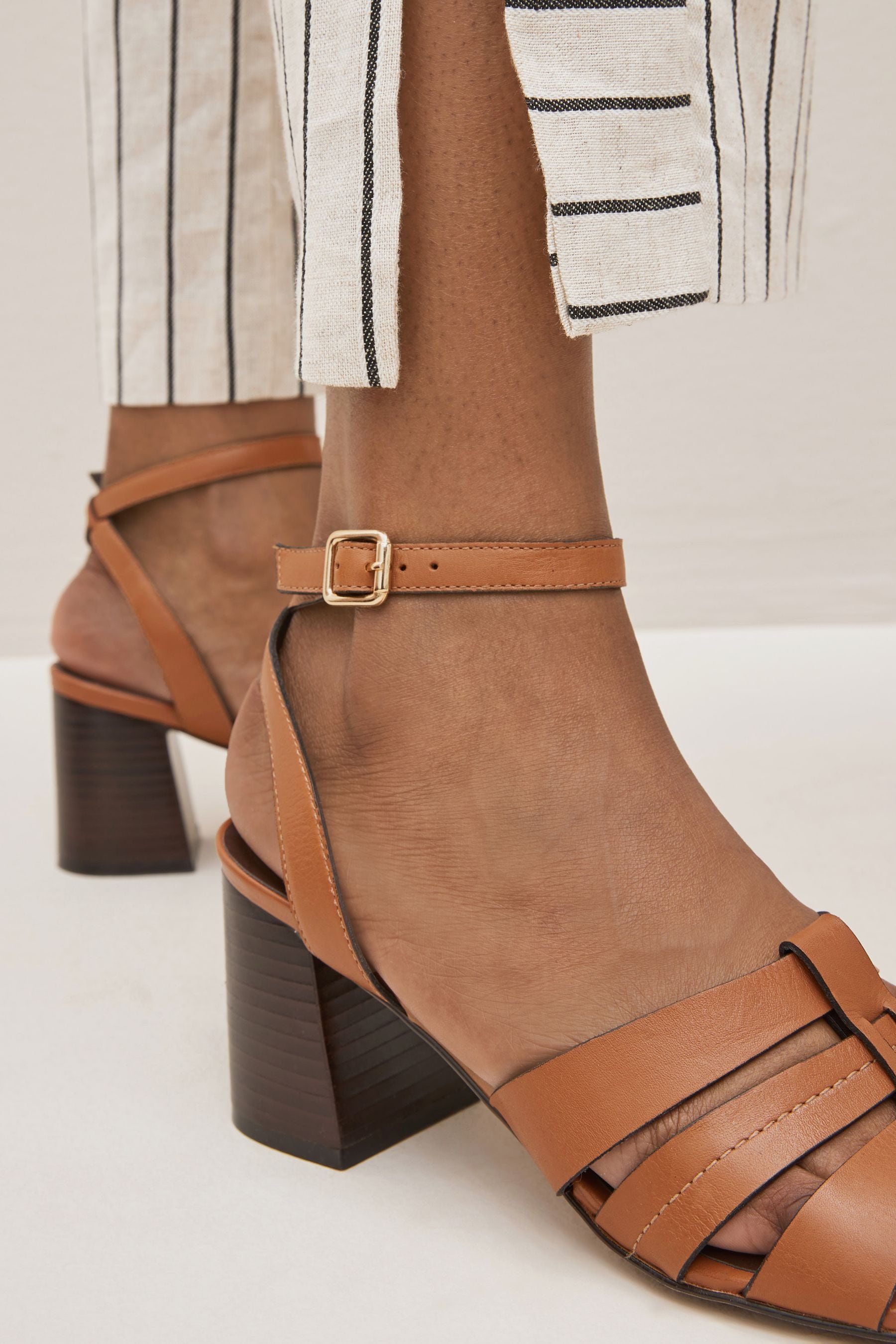 Block heel tan shoes outlet