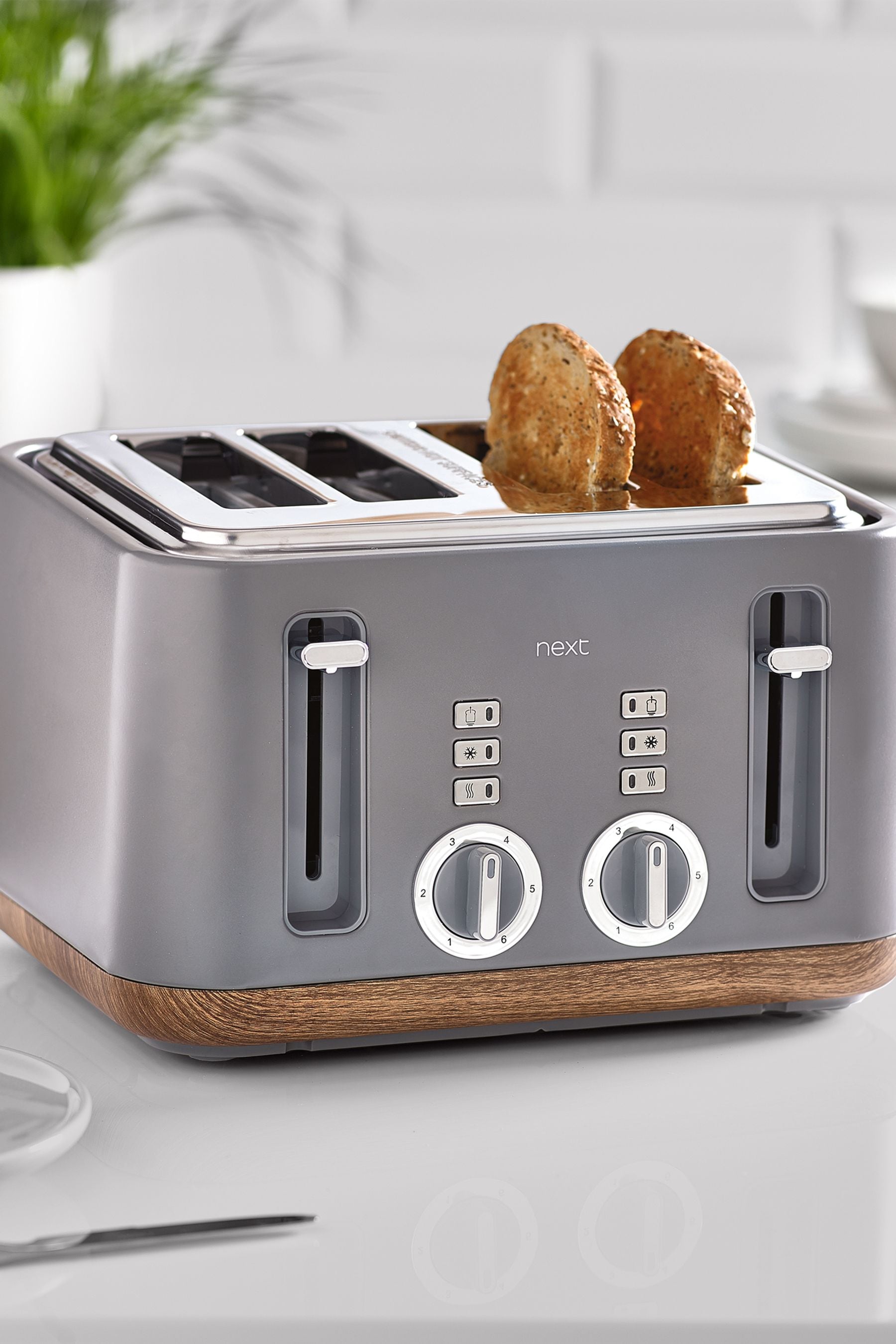 Grey 4 slice toaster hot sale