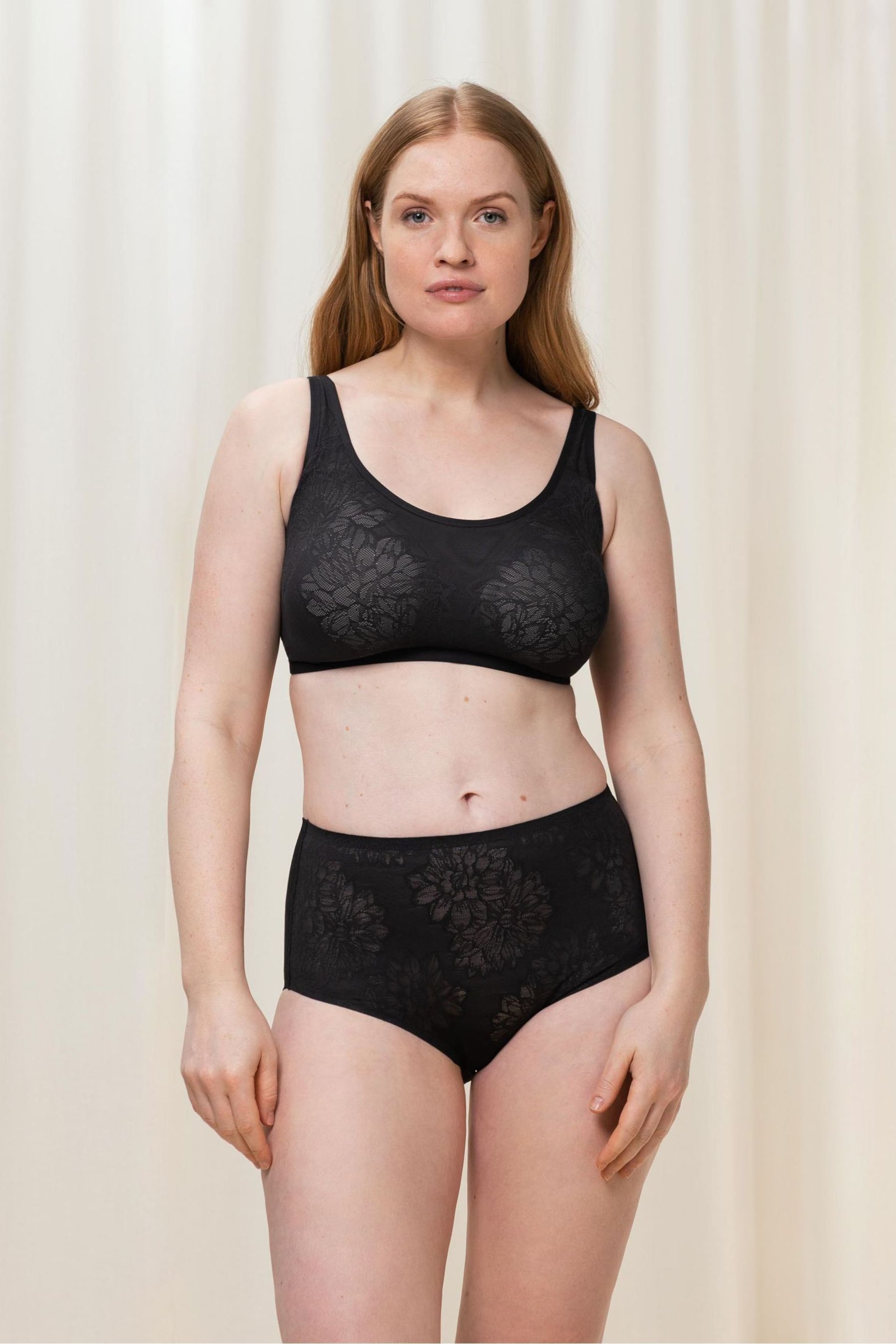 Triumph® Fit Smart Padded Bra - Image 3 of 7