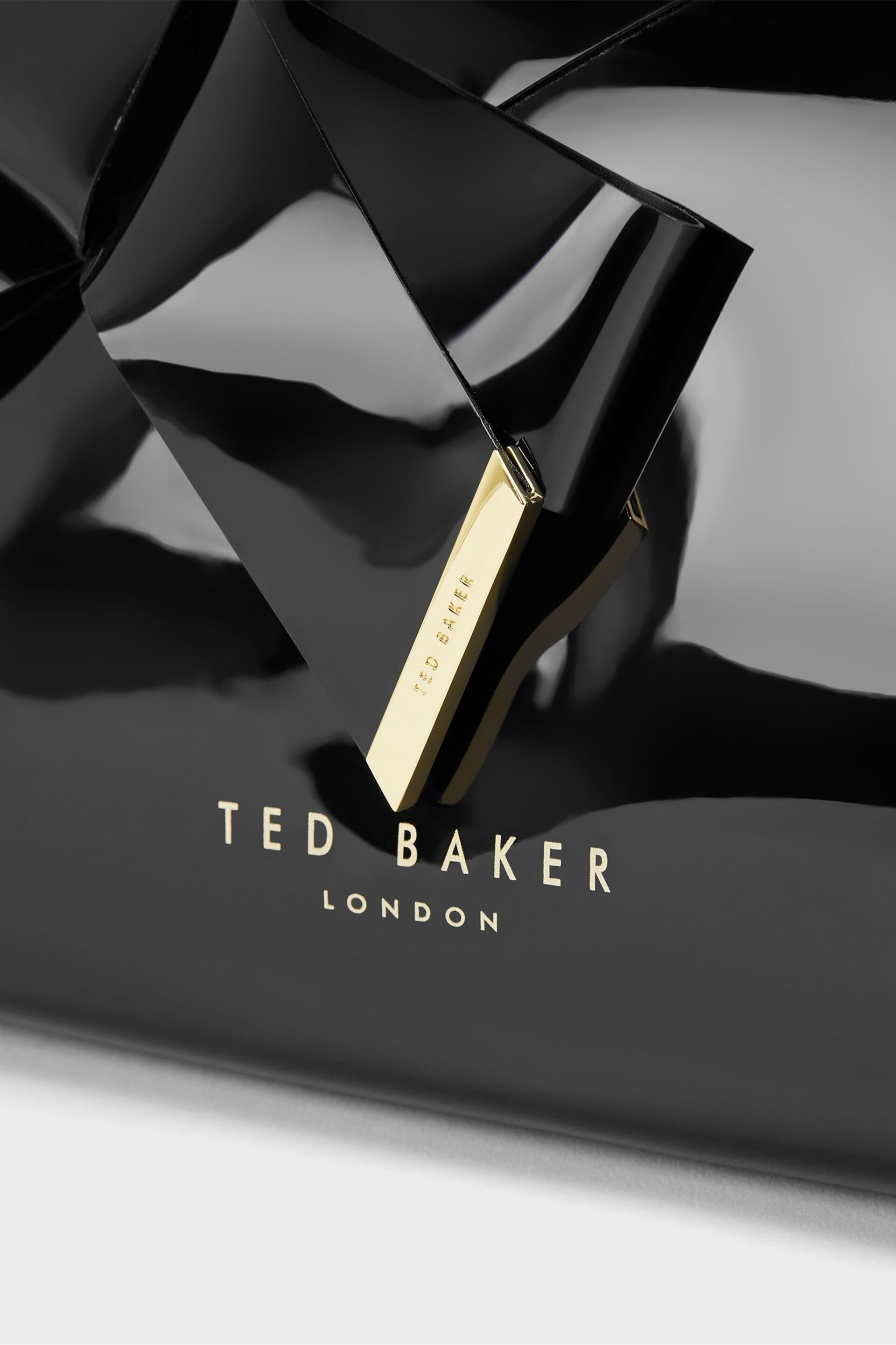 Ted Baker Black Wash Bag - Image 2 of 4
