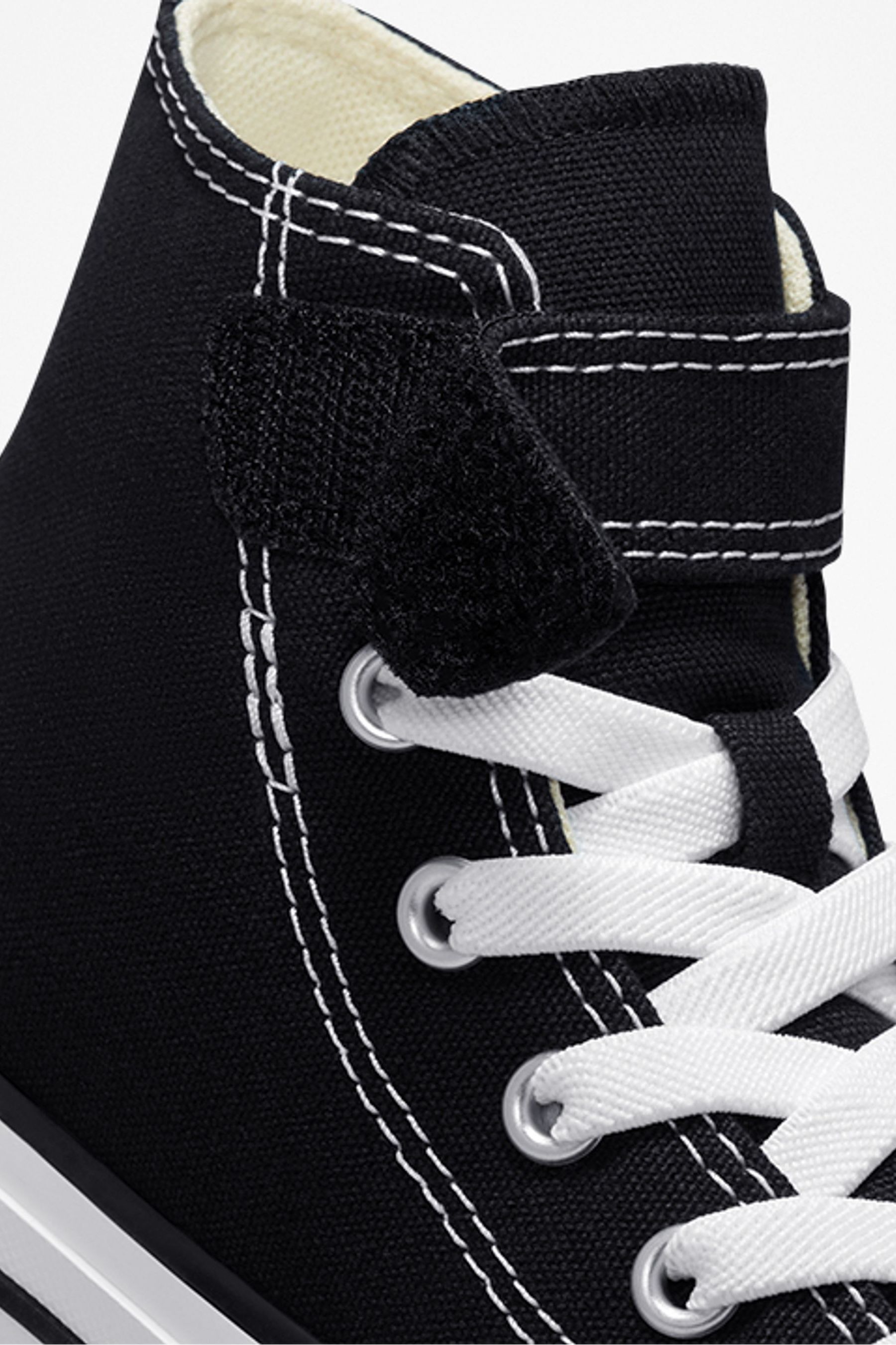 Comprar Zapatillas de deporte altas brillantes para nino de Converse 1V from Next Spain