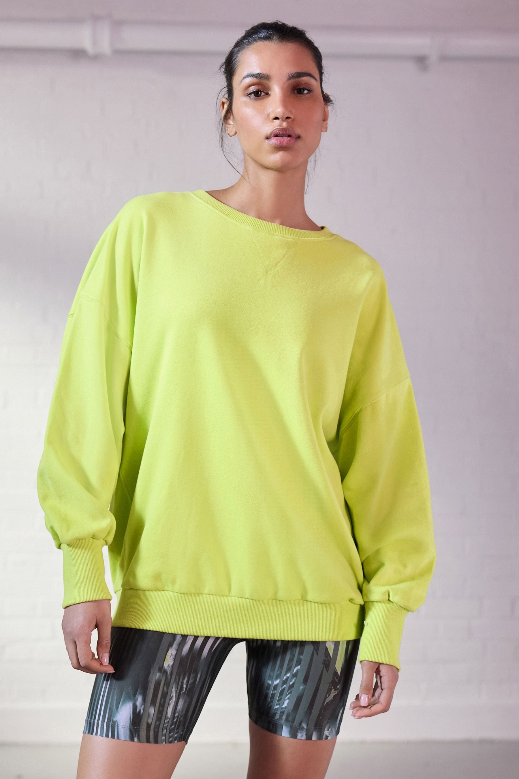 Lime green crew neck sweatshirt hotsell