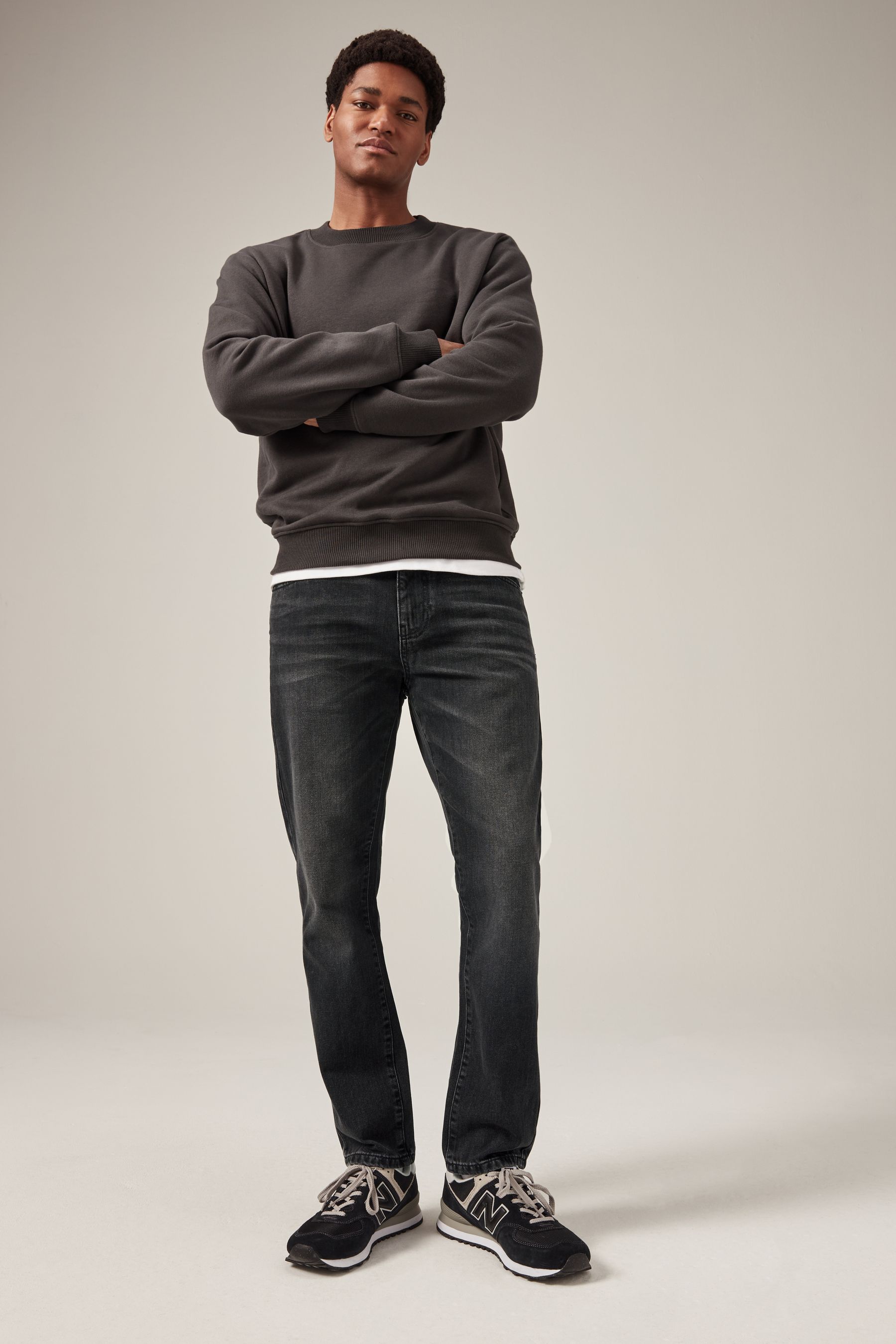 Grey sweatshirt black jeans 2025