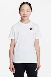 Nike White Oversized Boy Fit T-Shirt - Image 1 of 4